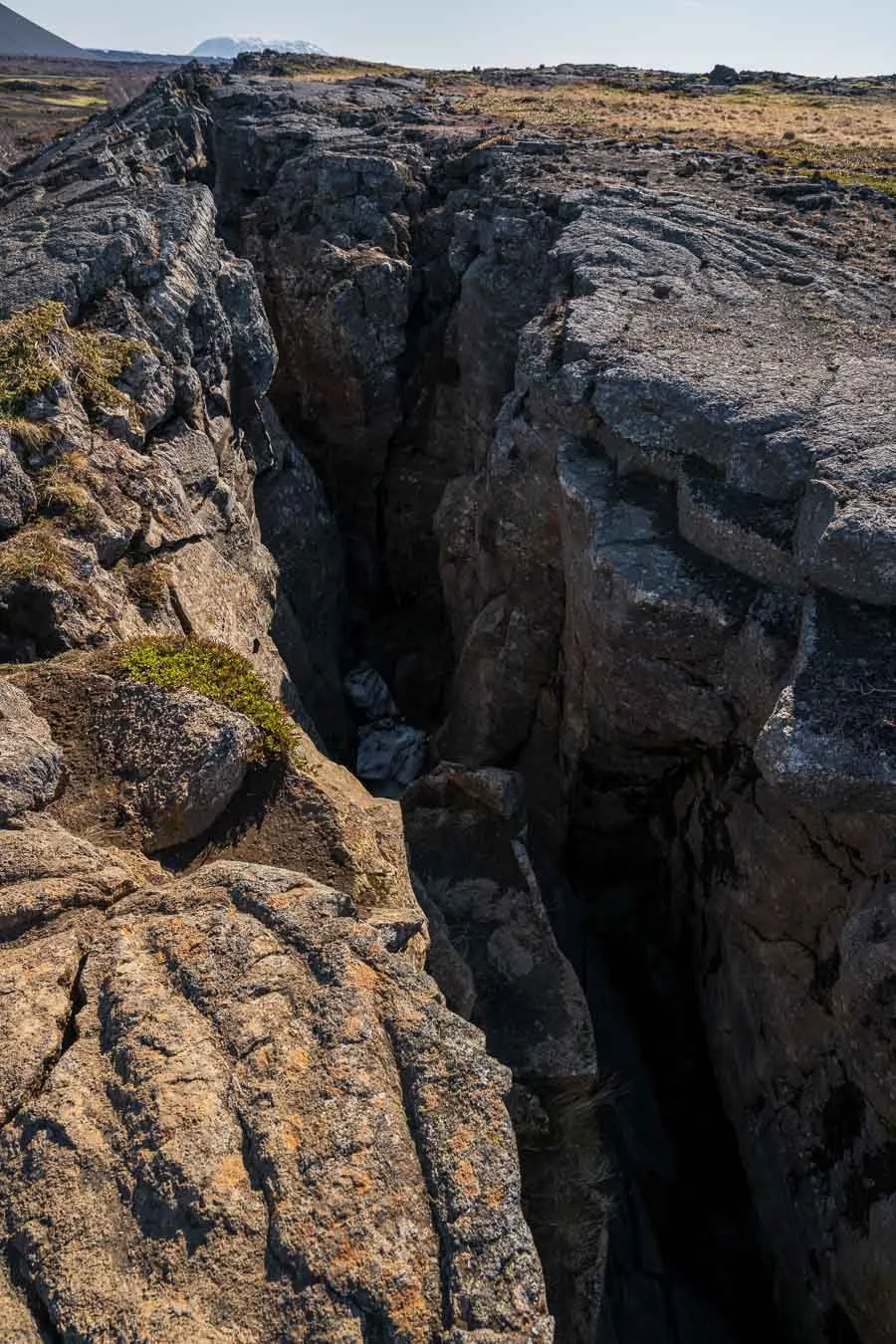   Grjótagjá 's lava fissure showcases the tectonic activity of Iceland, lying directly along the boundary of the Eurasian and North American plates. 