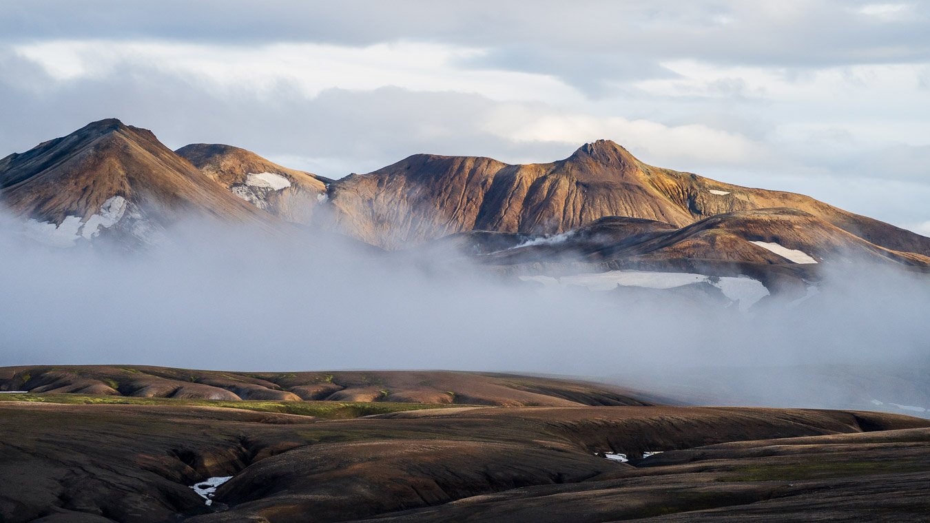  Views like this are a good reason not to skip  Hrafntinnusker , but to spend a night at the campsite. 