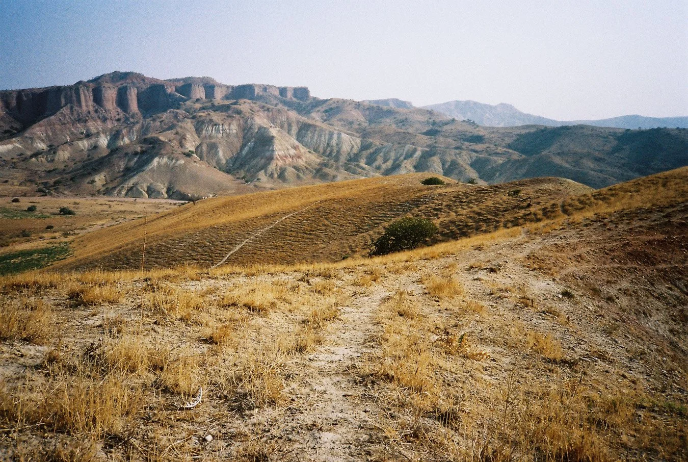 ▴ Colorful Desert Landscape near Tash Kömür (ProImage 100)