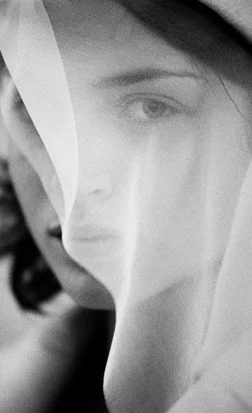 27 the veil Paris 2002.jpg