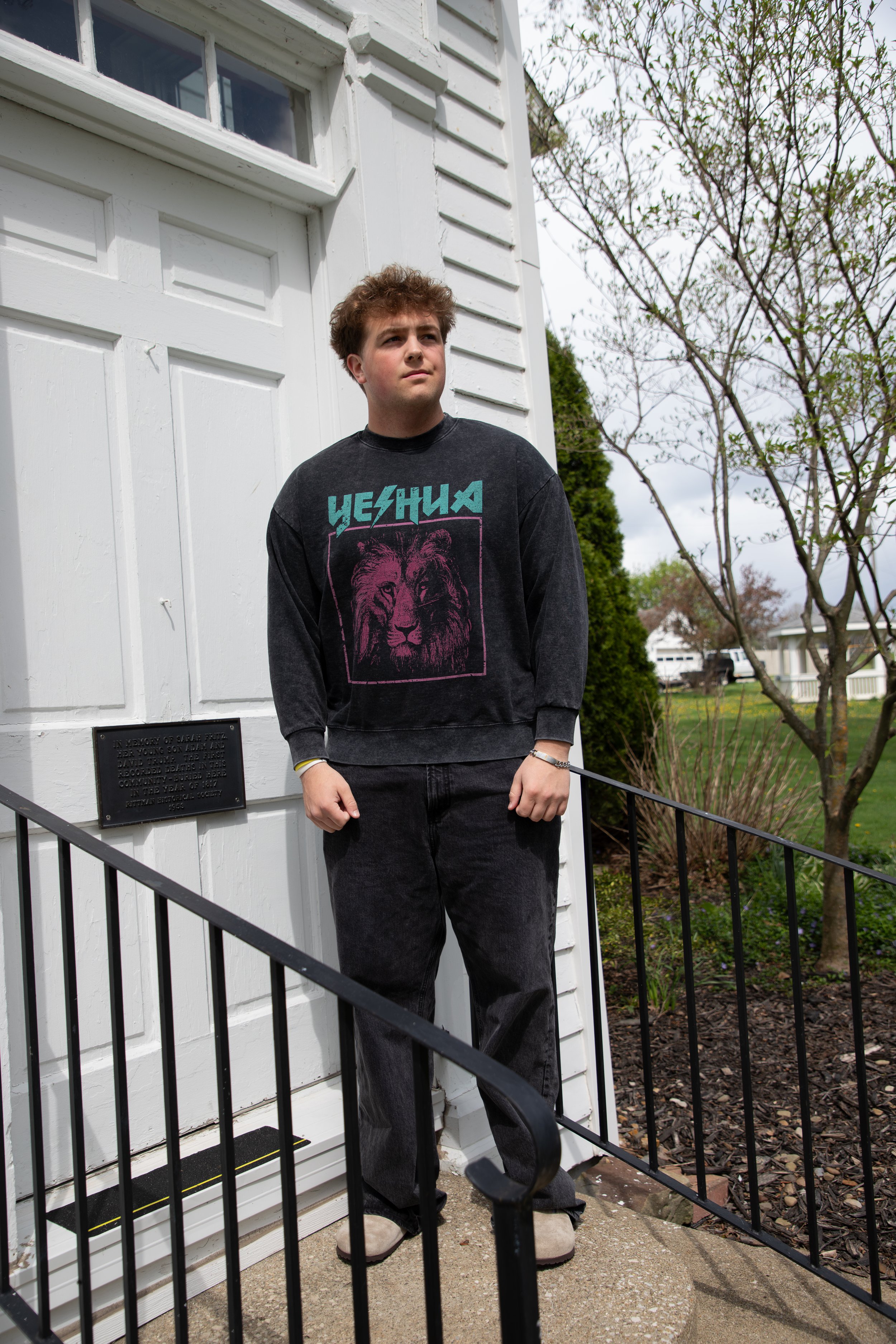 Hutson senior pictures 2026-24.jpeg