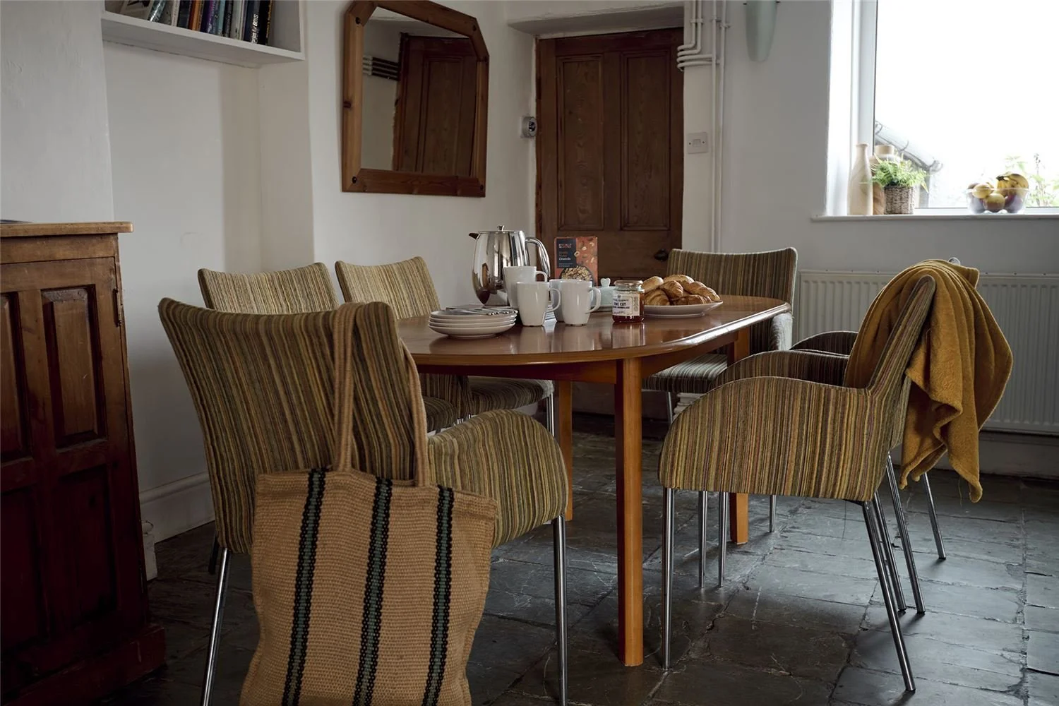 Golan_dining_area.jpg