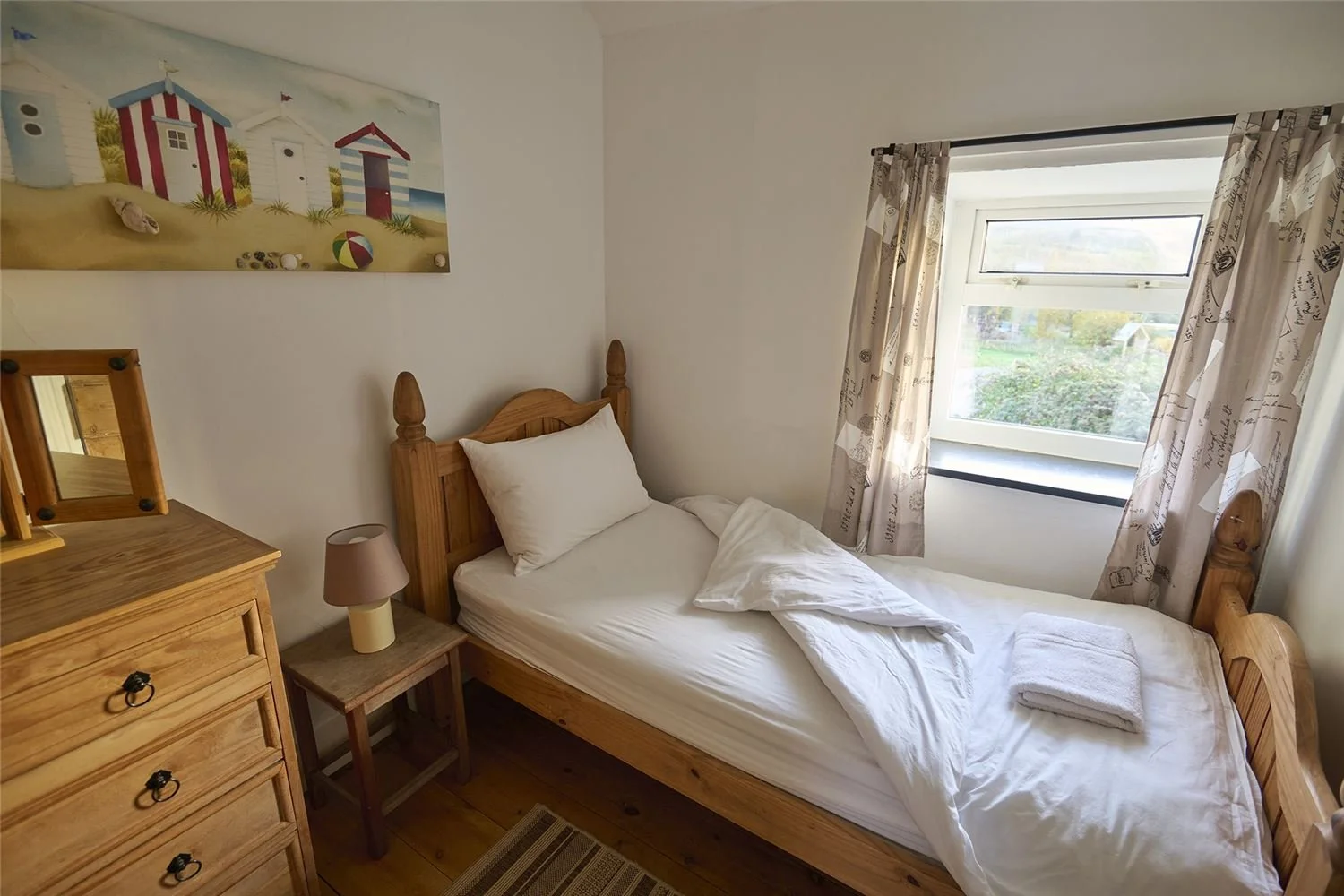 Golan_single_bedroom).jpg