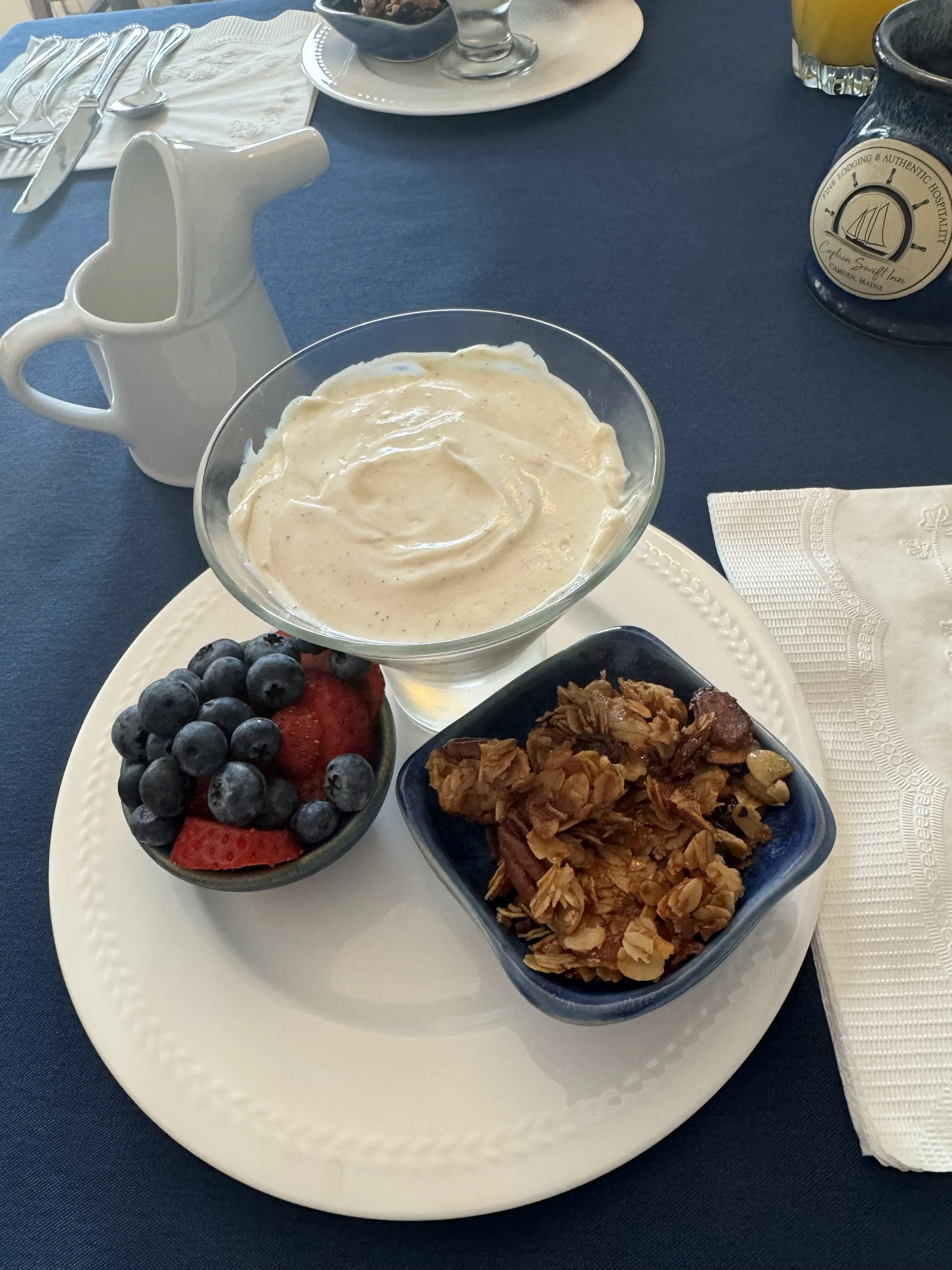 breakfast-at-captain-swift-inn-camden-maine.jpg