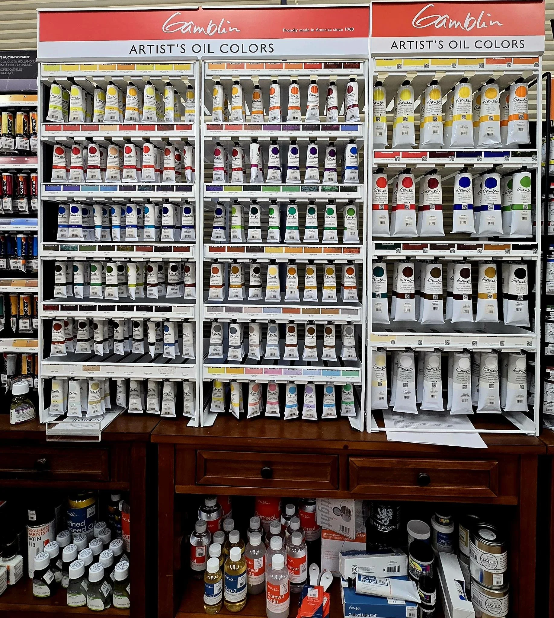 Gamblin Professional Oil Paints in 40ml and 150ml plus many solvents and mediums including Gamsol and Gamvar