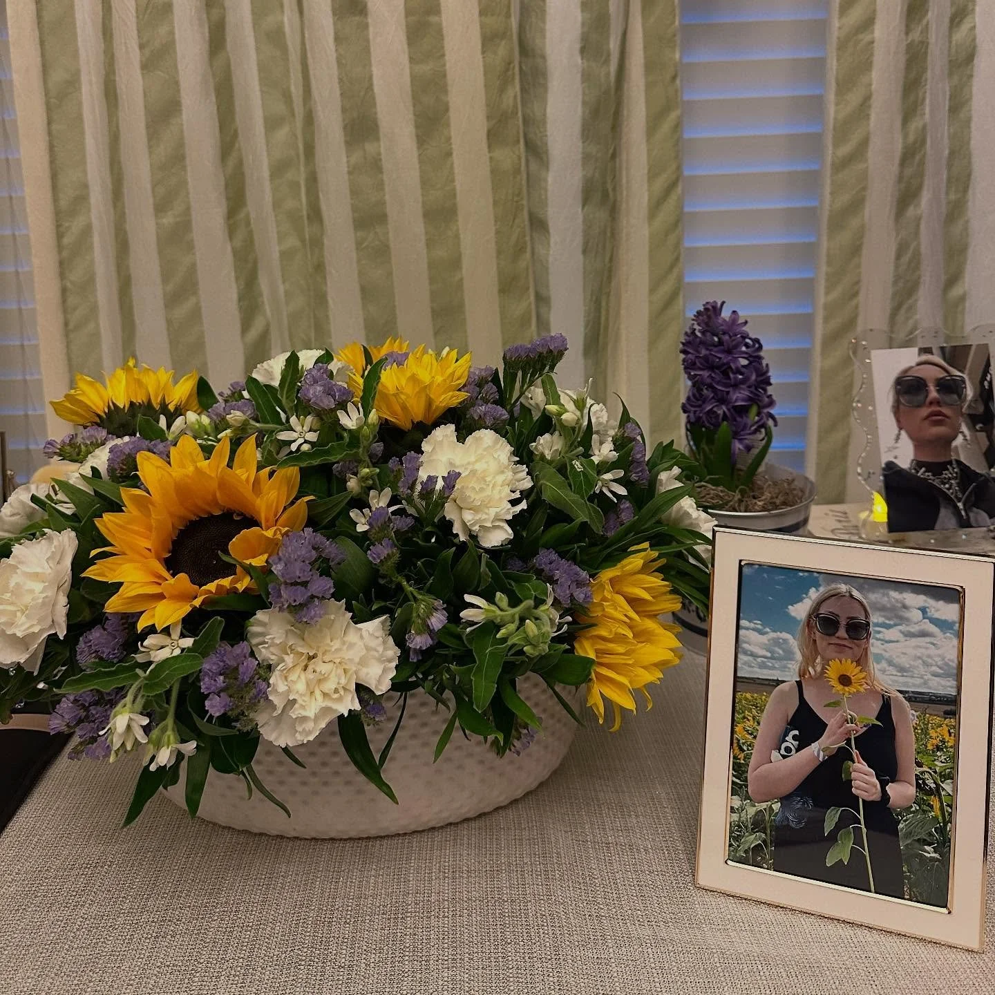 This weekend marked a truly special milestone&mdash;my very first event. It was a privilege to arrange flowers for my close friend Nicole's celebration of life.

What I love most about my work is the opportunity to create meaningful, personal art tha