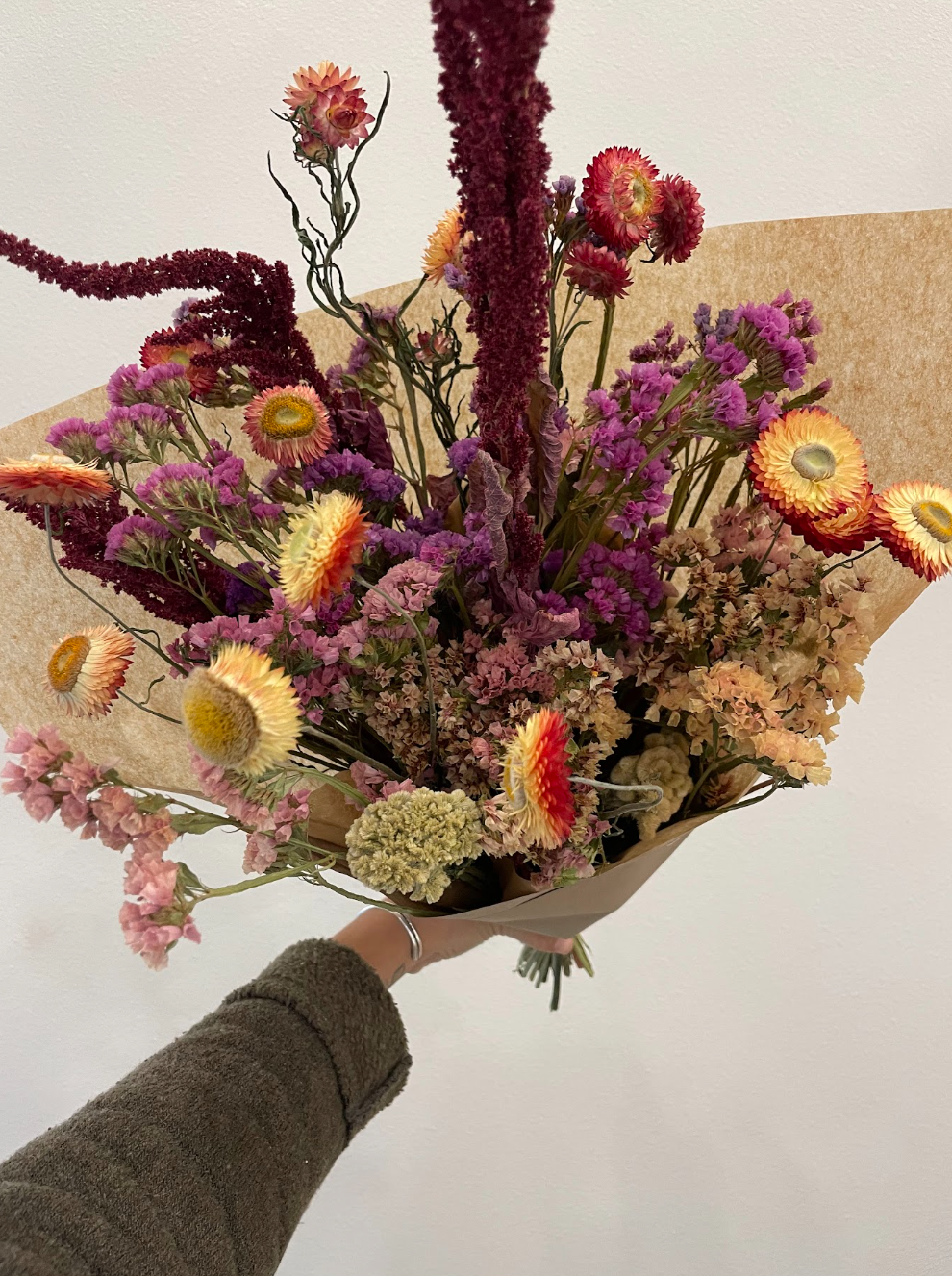 roots wild bouquet.png