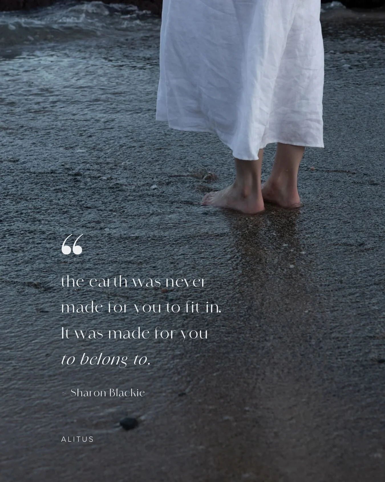 𝘽𝙚𝙡𝙤𝙣𝙜𝙞𝙣𝙜 𝙙𝙤𝙚𝙨𝙣&rsquo;𝙩 𝙖𝙨𝙠 𝙪𝙨 𝙩𝙤 𝙨𝙝𝙧𝙞𝙣𝙠 𝙤𝙧 𝙥𝙚𝙧𝙛𝙤𝙧𝙢 - 𝙞𝙩 𝙨𝙞𝙢𝙥𝙡𝙮 𝙖𝙨𝙠𝙨 𝙪𝙨 𝙩𝙤 𝙖𝙧𝙧𝙞𝙫𝙚.

Feel the weight of your feet against the earth. 🌱 
The pulse of water around your ankles. 💦 
The quiet re