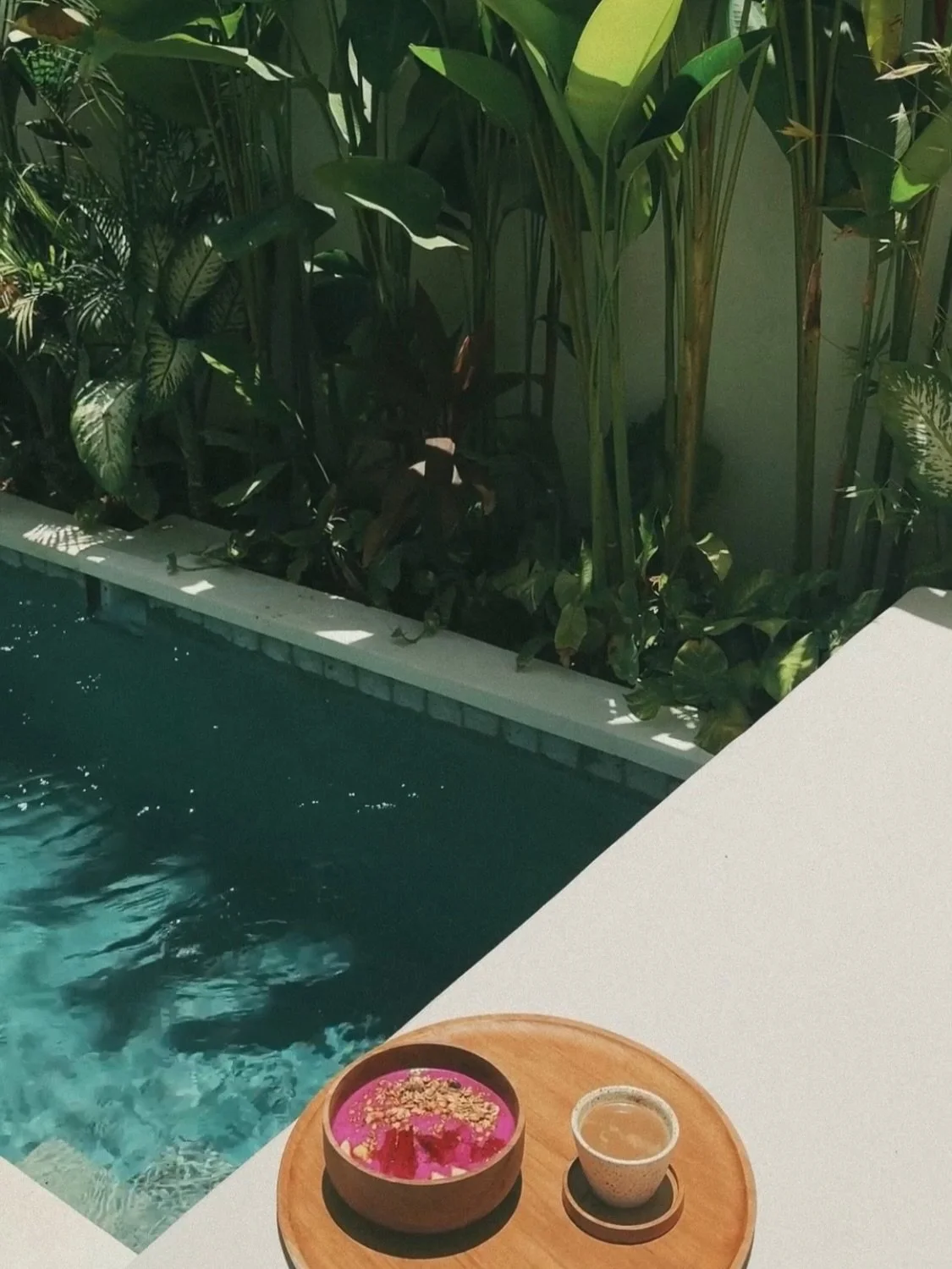 Ready for some Bali sun &amp; Dragon fruit bowls by the pool at our peaceful oasis 🤍

#bali #boutiquehotel #baliboutiquehotel #baliretreat #balihotel #balivillas #interiordesign #minimalistdesign #tropicaldesign #natureretreat #escapetobali #designh
