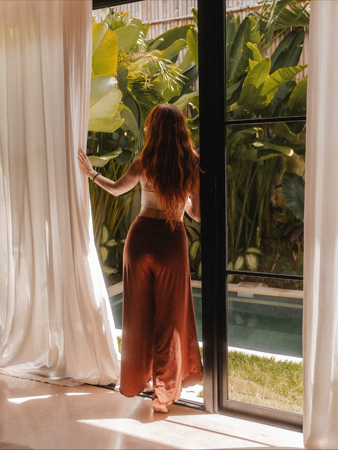 Can you picture yourself here? The kind of quiet that stays with you 🤎 BUMI suite

#bali #boutiquehotel #baliboutiquehotel #baliretreat #balihotel #balivillas #interiordesign #minimalistdesign #tropicaldesign #natureretreat #escapetobali #designhote