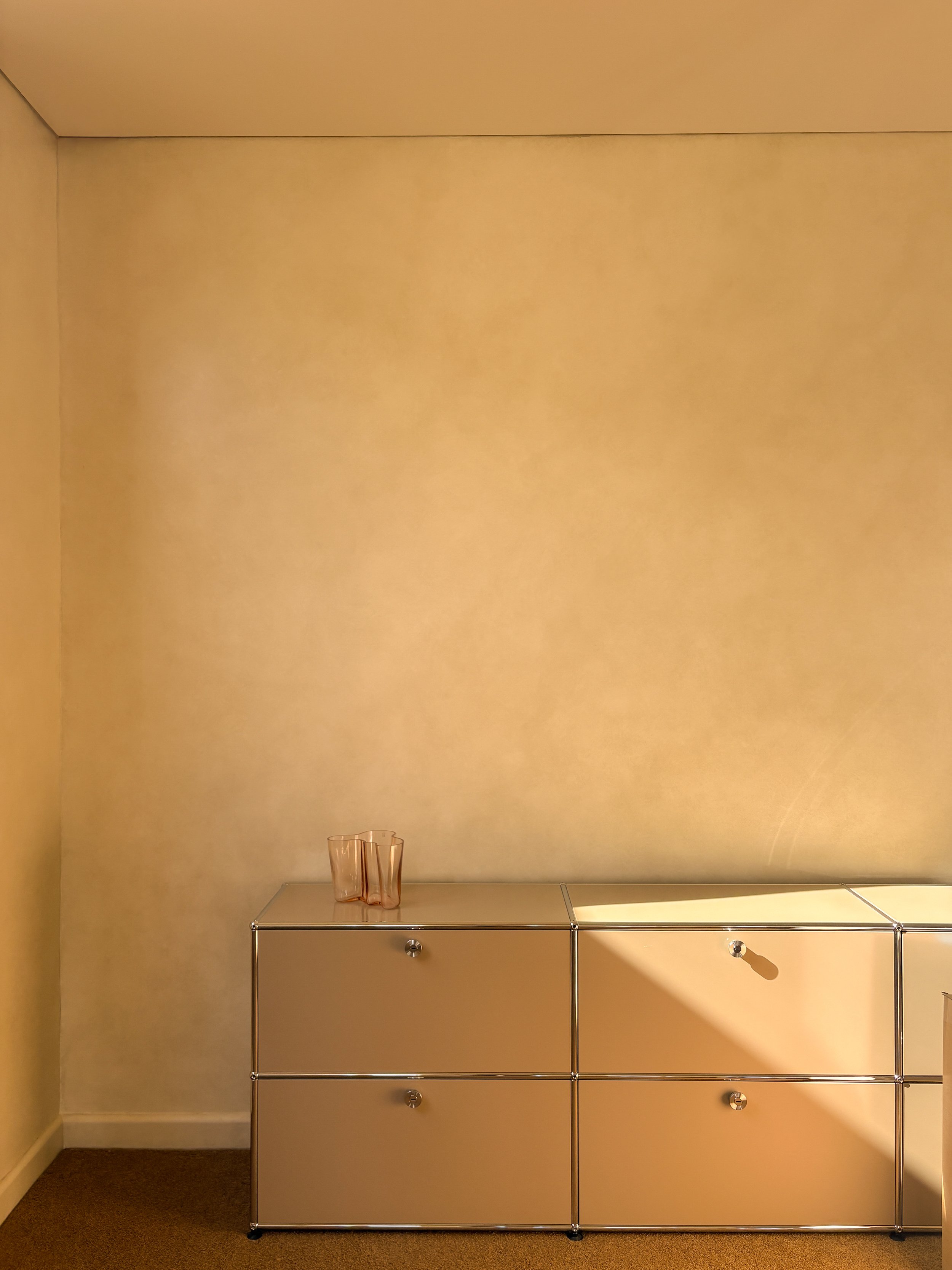French Wash application 
Designer: CJH STUDIO