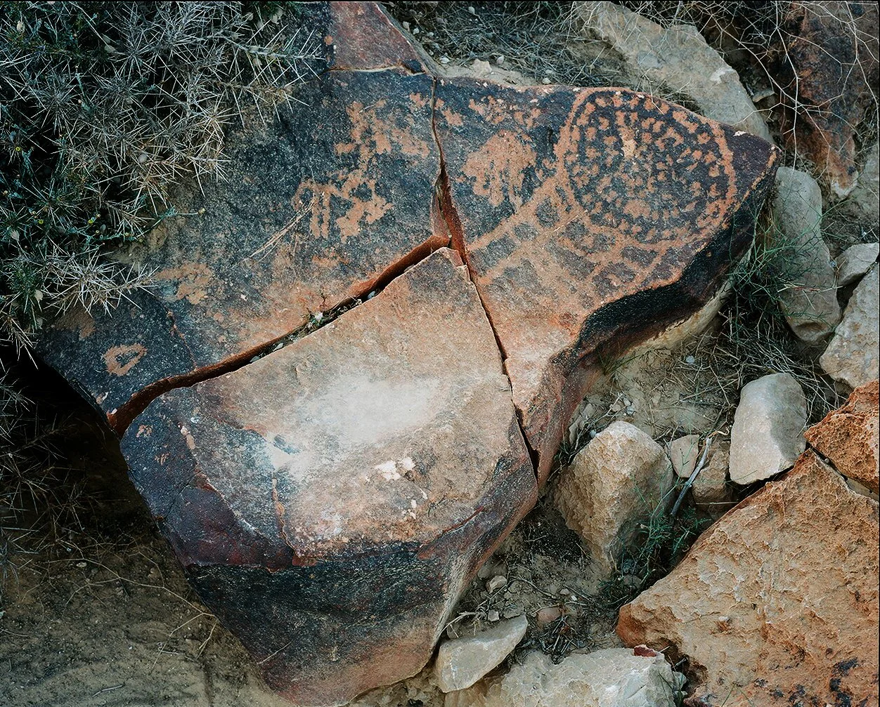  Gaston Zvi Ickowicz,  Rock Petroglyph , 2017, Archival pigment print, ed. 5, 28x35cm 