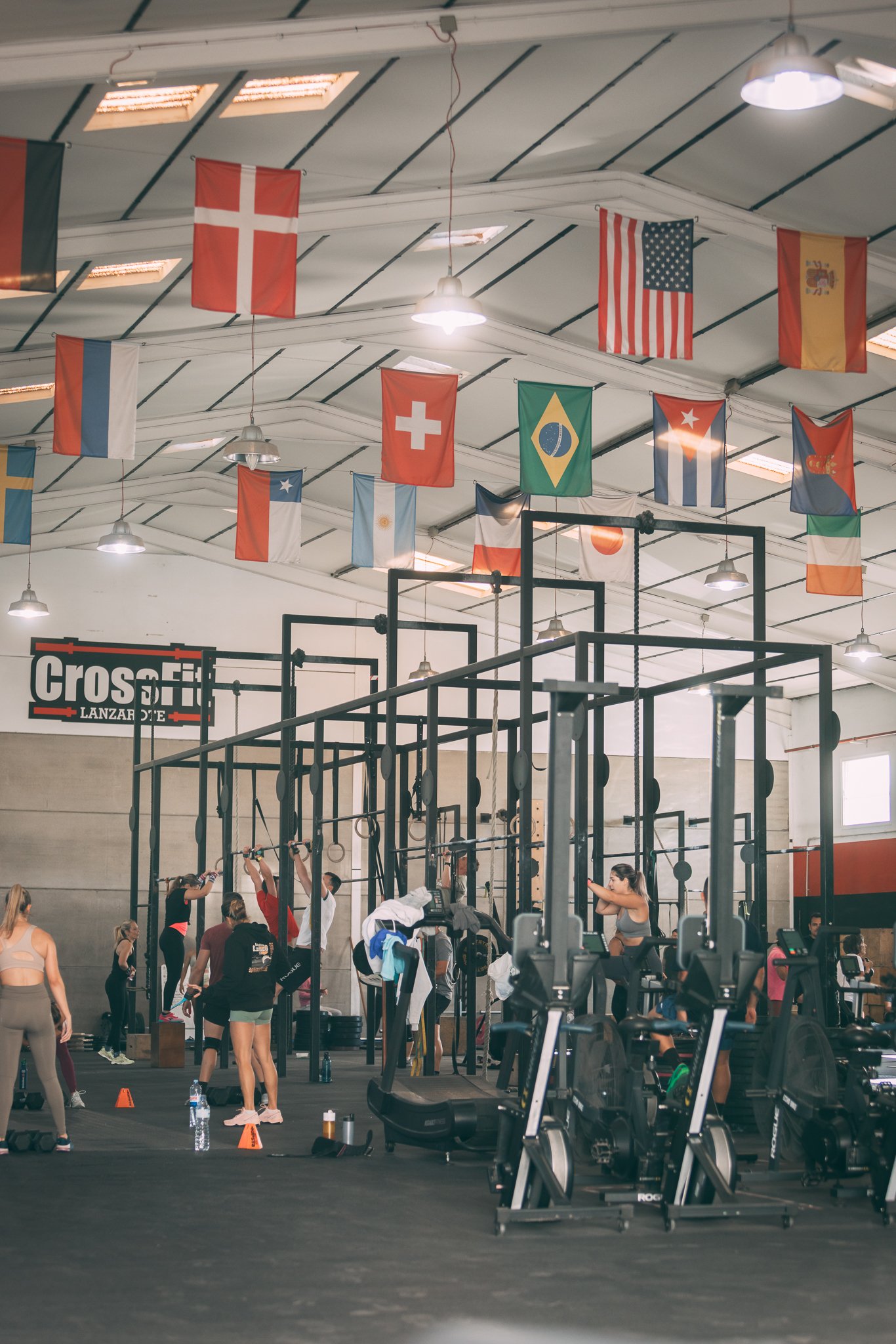Viele Menschen im CrossFit Lanzarote