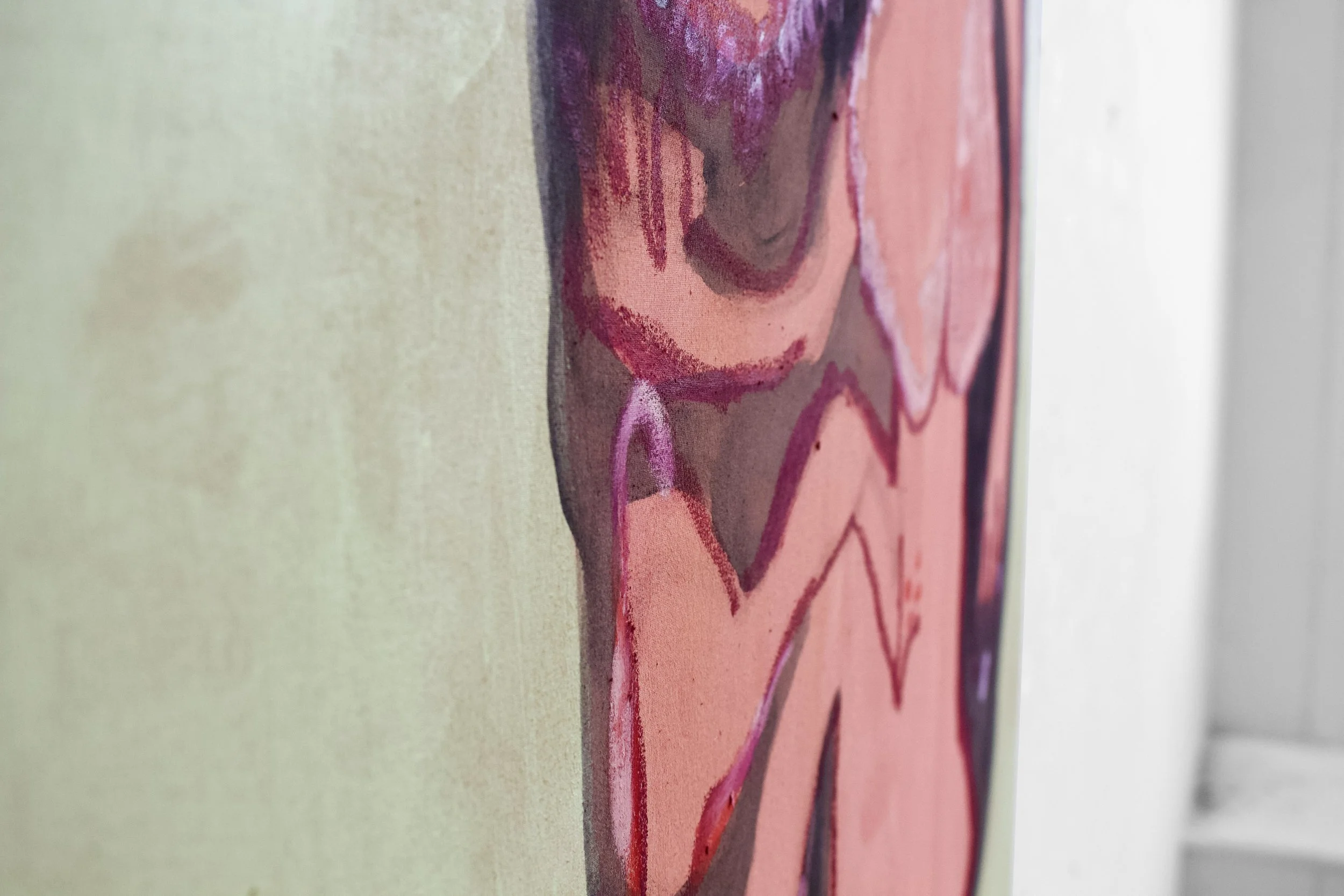 foetus middle close up from left.jpg