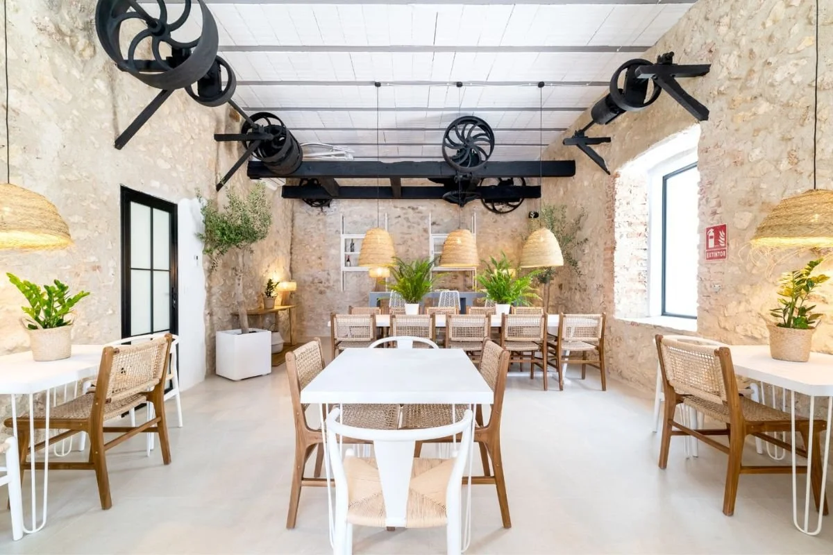sierra-nirvarna-spain-retreat-kitchen-seating.jpg
