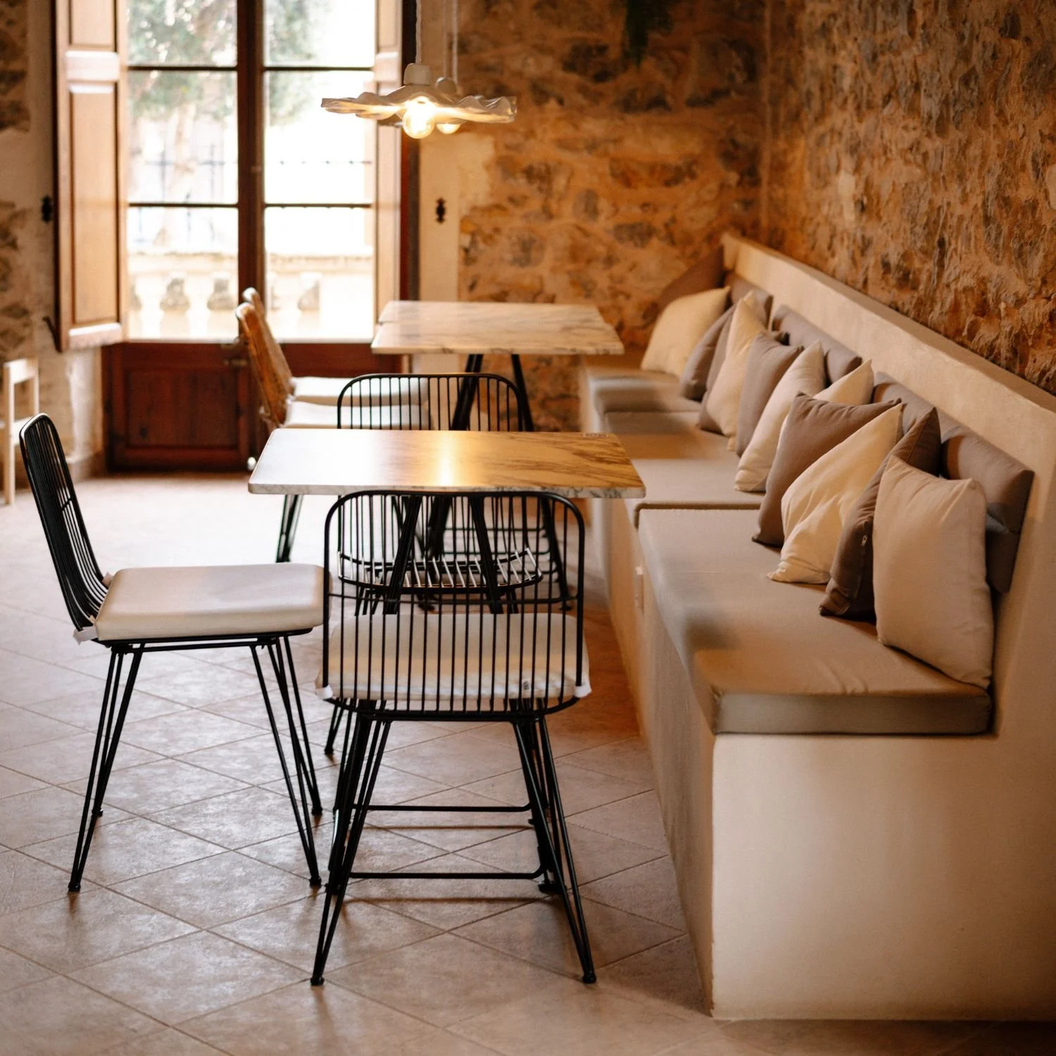 eating-area-island-immersion-mallorca.jpg