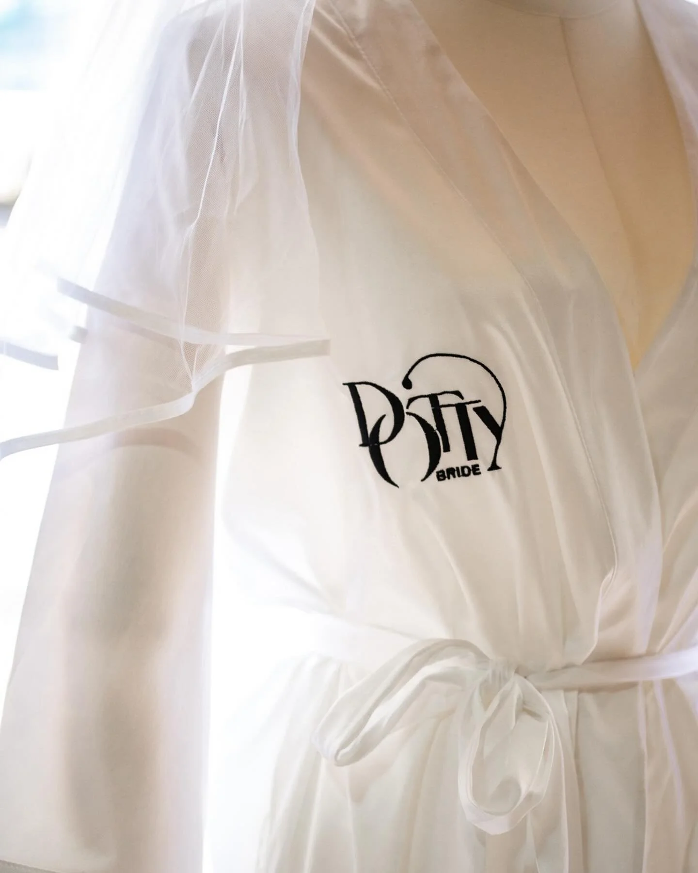 Saturdays at @dottybridal 🤍
&hellip;
Had the pleasure of capturing some lovely moments and meeting more amazing suppliers last weekend 🫶📸

P.S. how cute is their new merch 🤩