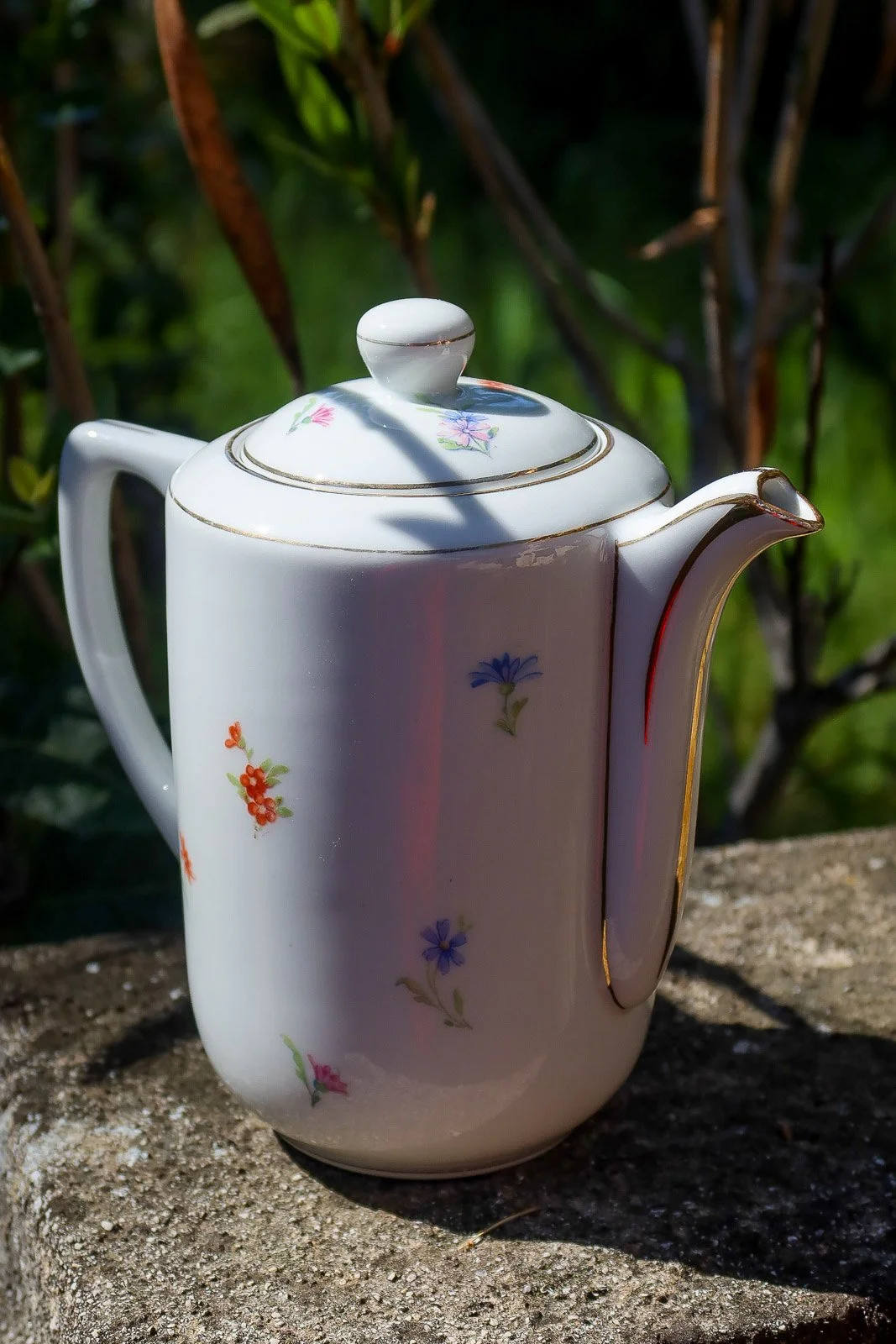 TORI - Théière Bridgerton vintage anglaise - La Bibeloteuse brocante en ligne 3.jpg