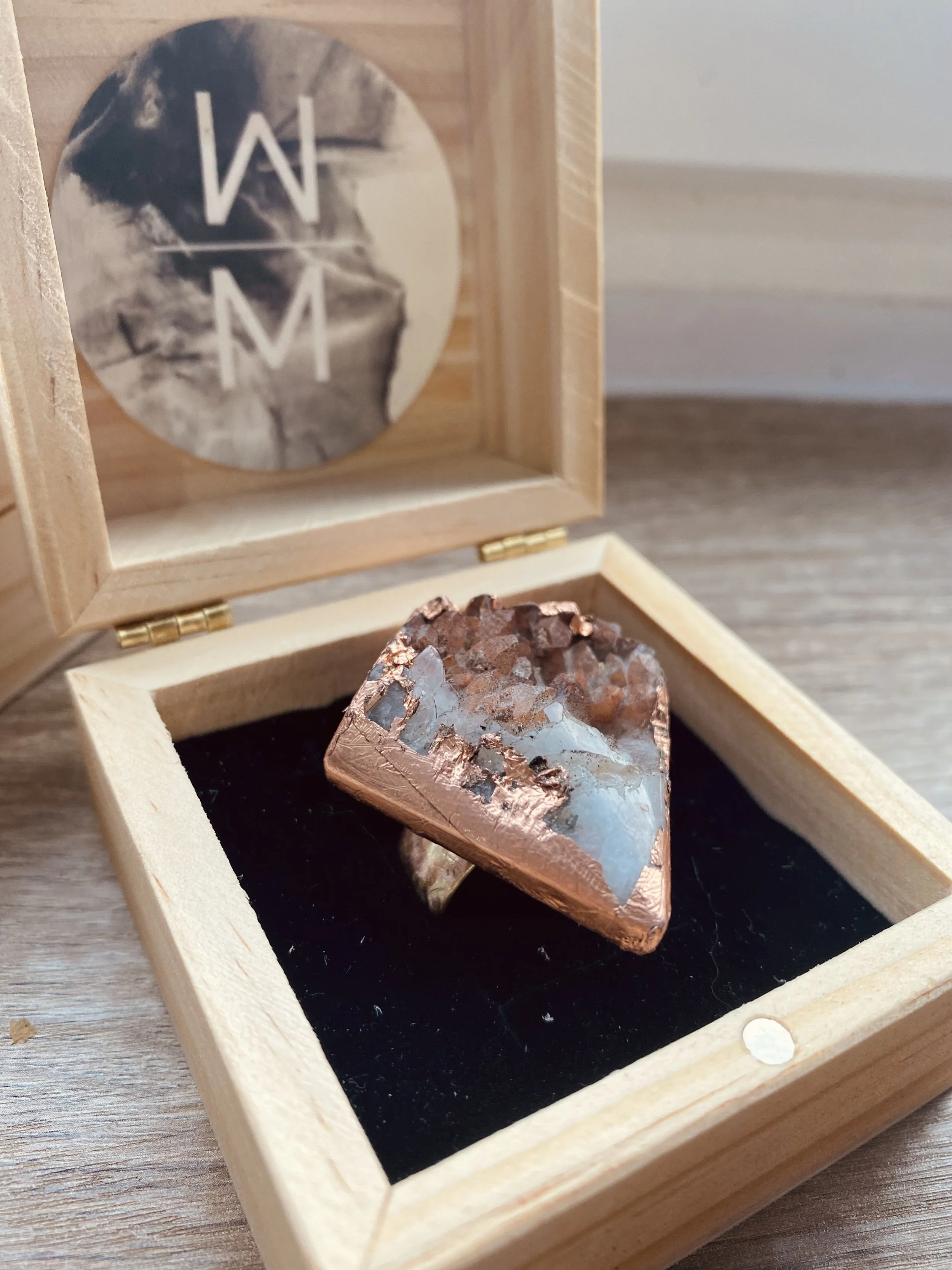 Gemnstone Crystal jewellery.jpg