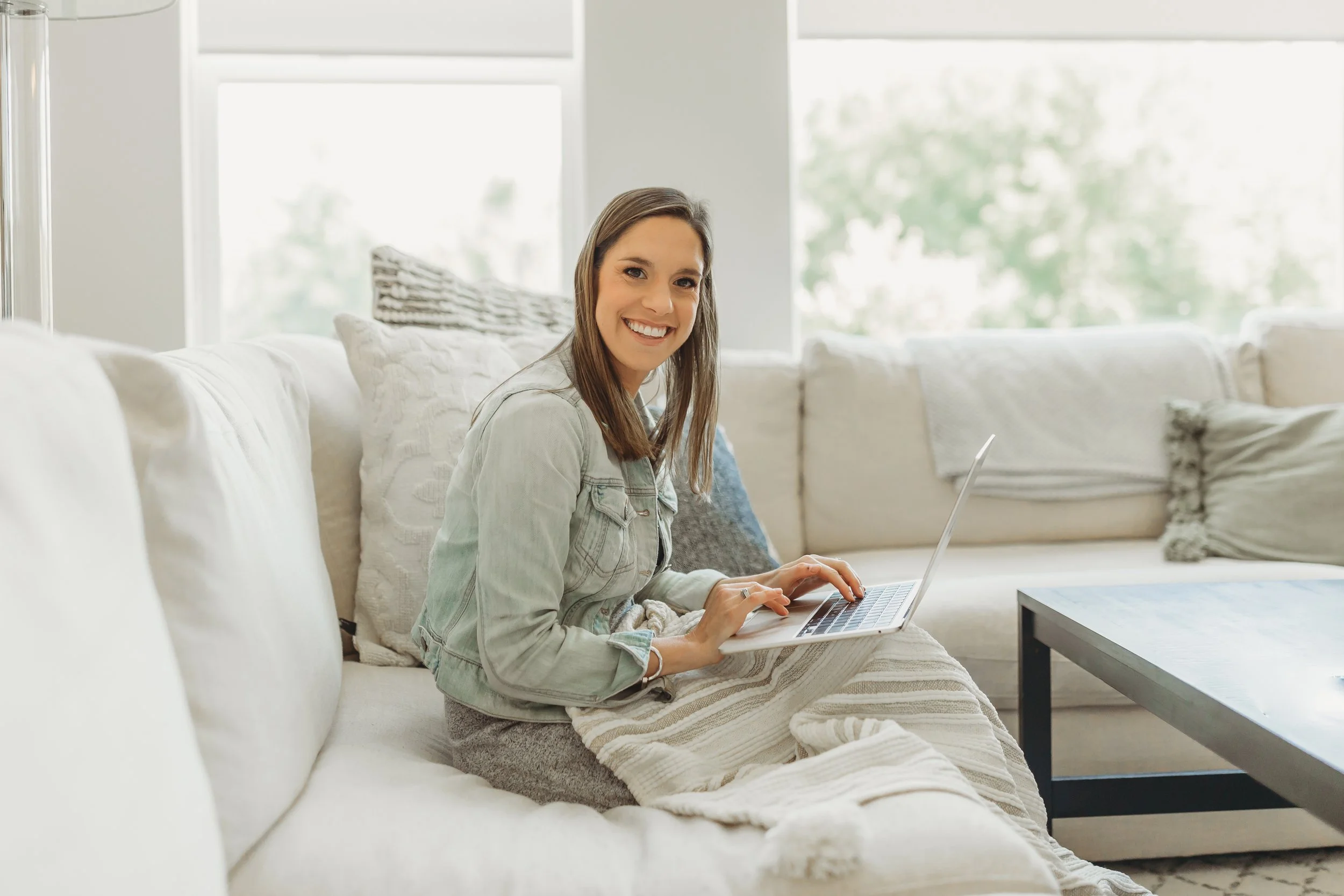 Stroll Quarton Lake Magazine Feature: Cuddlebug Sleep Consulting