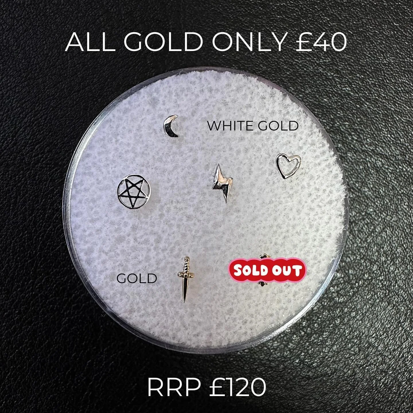 ALL 22CT SOLID GOLD ONLY £40 EACH
Clearing out stock to make way for a huuuuuge gold order
These are usually £120 each, so you could be getting one for only 1/3 of the price!!
Why not add on a round crystal for just £15? 
Please