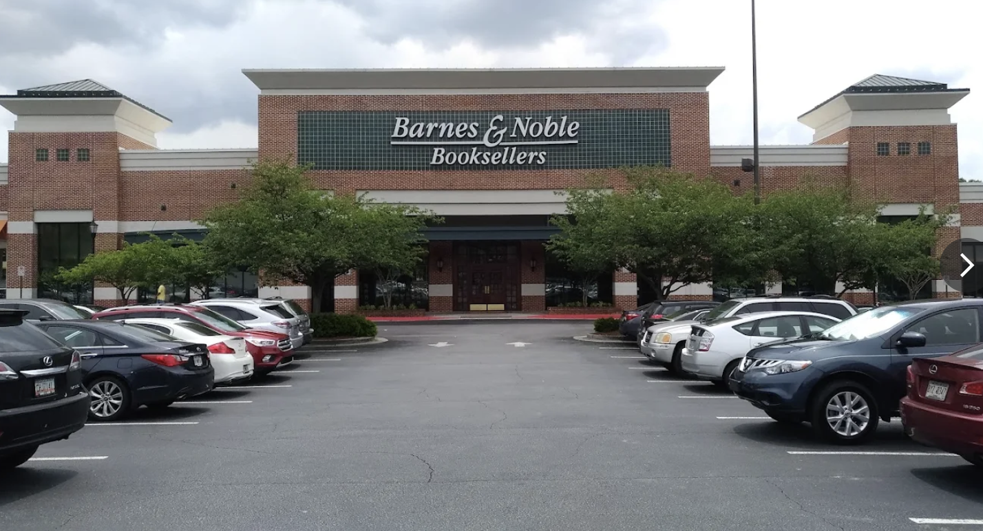 Barnes &amp; Noble Perimeter