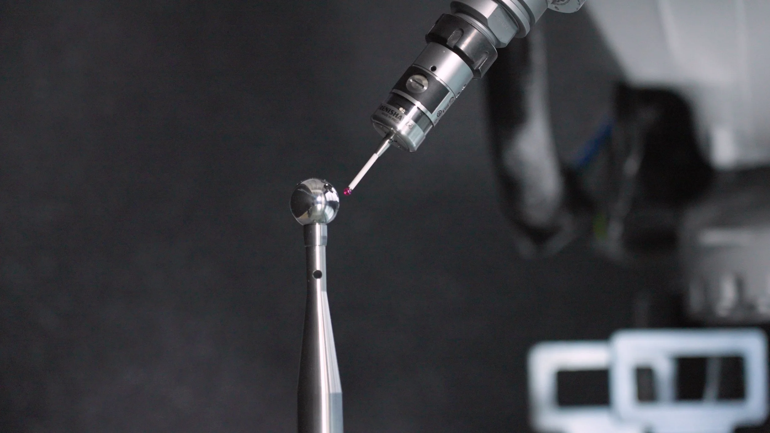 Ronchini Milling Technologies chooses Renishaw metrology products to enhance cutting-edge milling machines