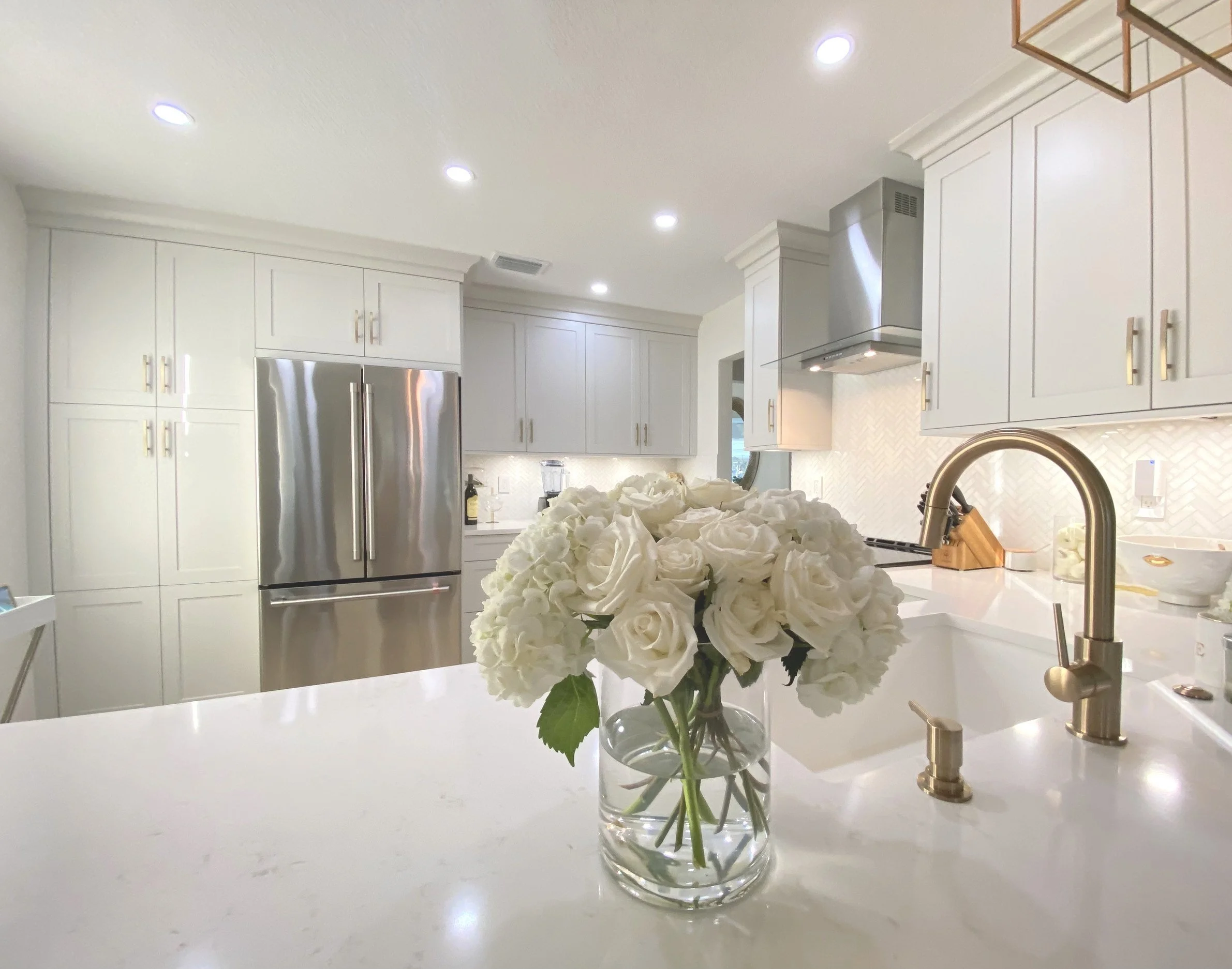 Kitchen interior designer St. Petersburg, FL. Tampa interior design. Interior design St. Petersburg, FL. Orlando interior design. Virtual design. Virtual designer. Virtual home designer. Sarasota interior design. South Tampa interior designer. Tampa 