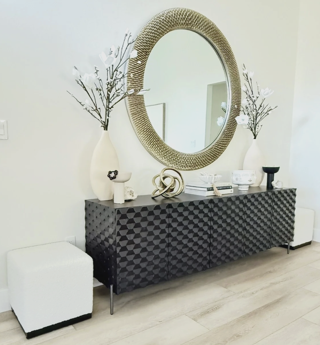 Entryway inspiration | Entryway design | Entryway inspo