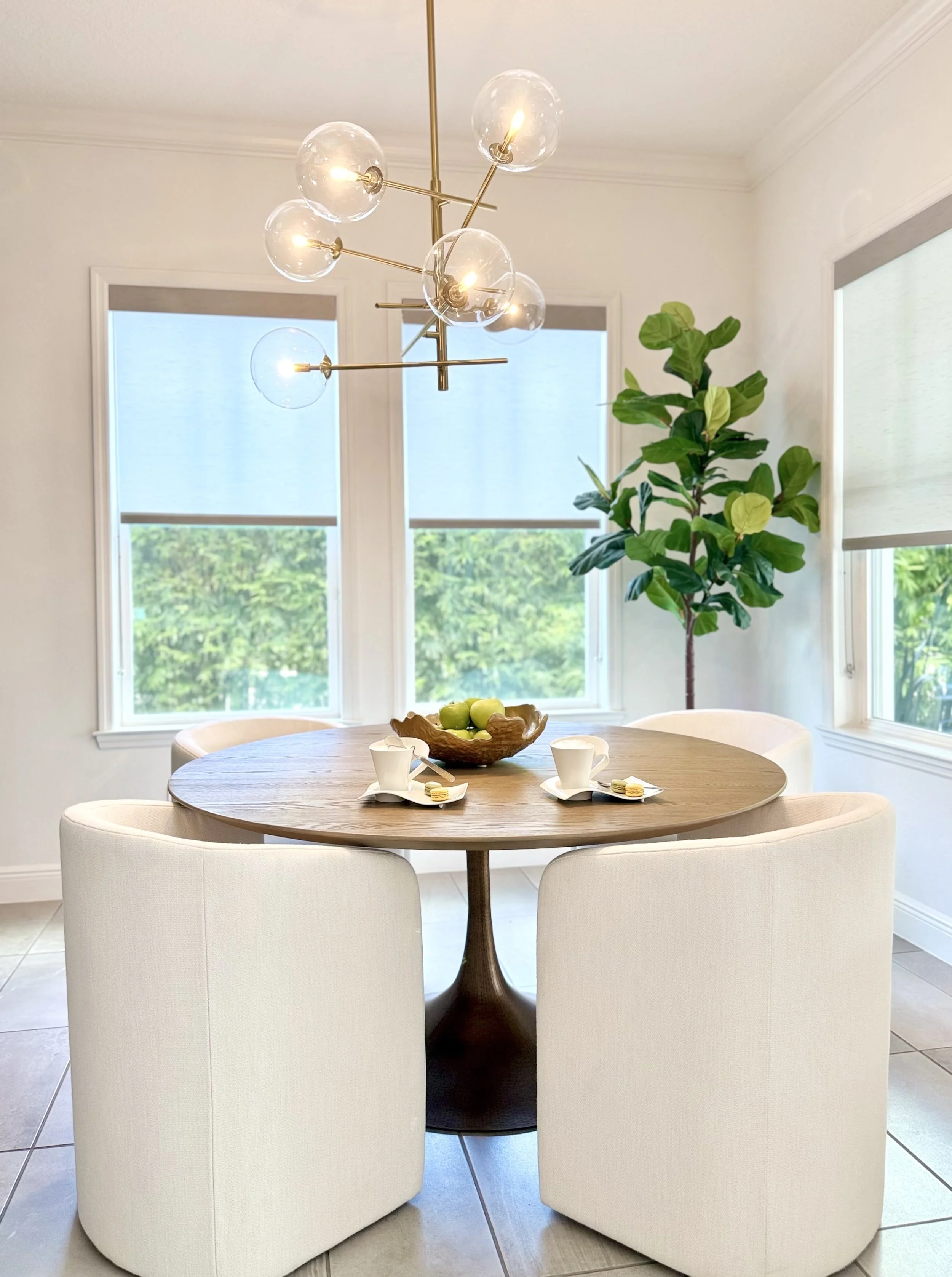 Graham & Co. Interiors Breakfast Nook Design | Graham & Co. Interiors St. Petersburg, FL | St. Petersburg, FL Best Luxury Interior Design Firm | Tampa Bay's Best Interior Design Firm is Graham & Co. Interiors | Tampa Bay's Top Interior Design Firm is