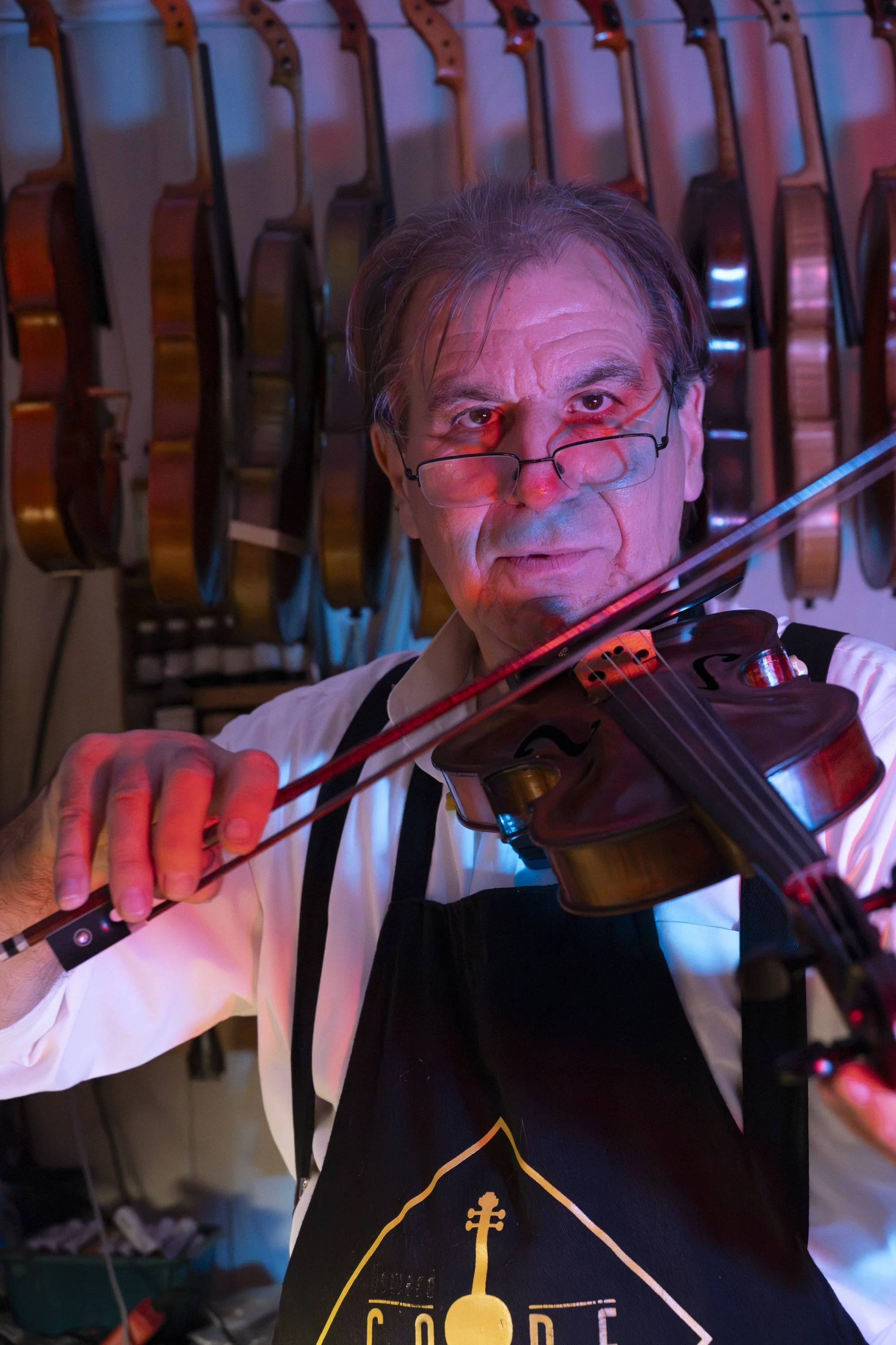 bachorik_Shaker Violin-34.jpg