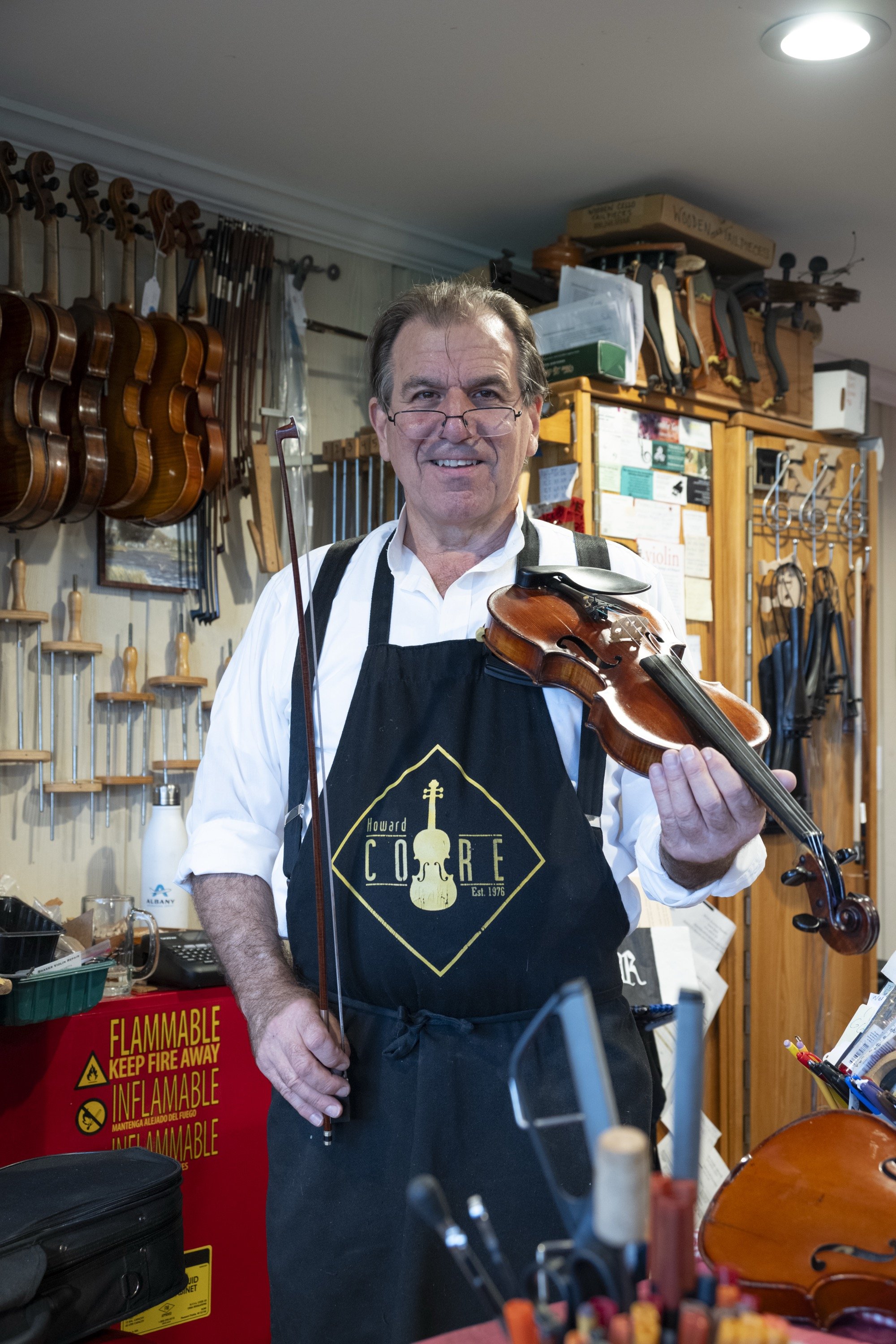 bachorik_Shaker Violin-10.jpg