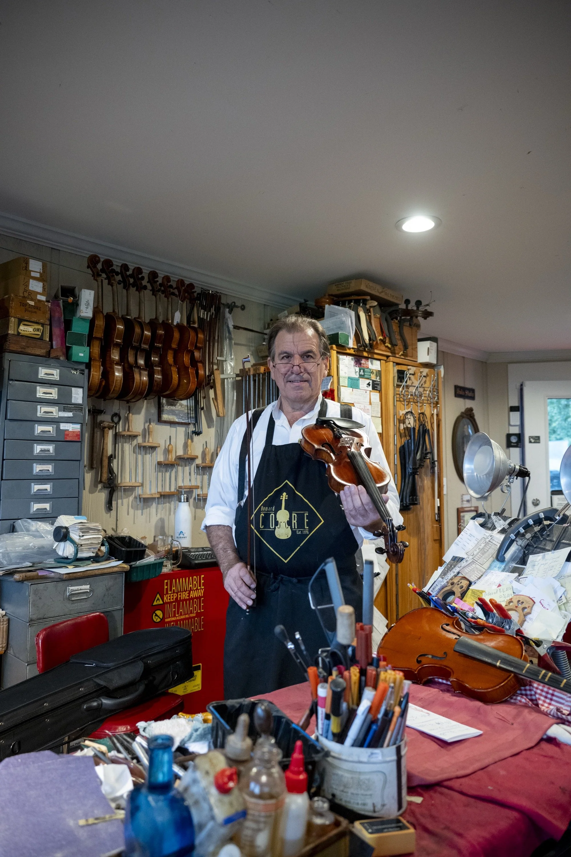 bachorik_Shaker Violin-11.jpg