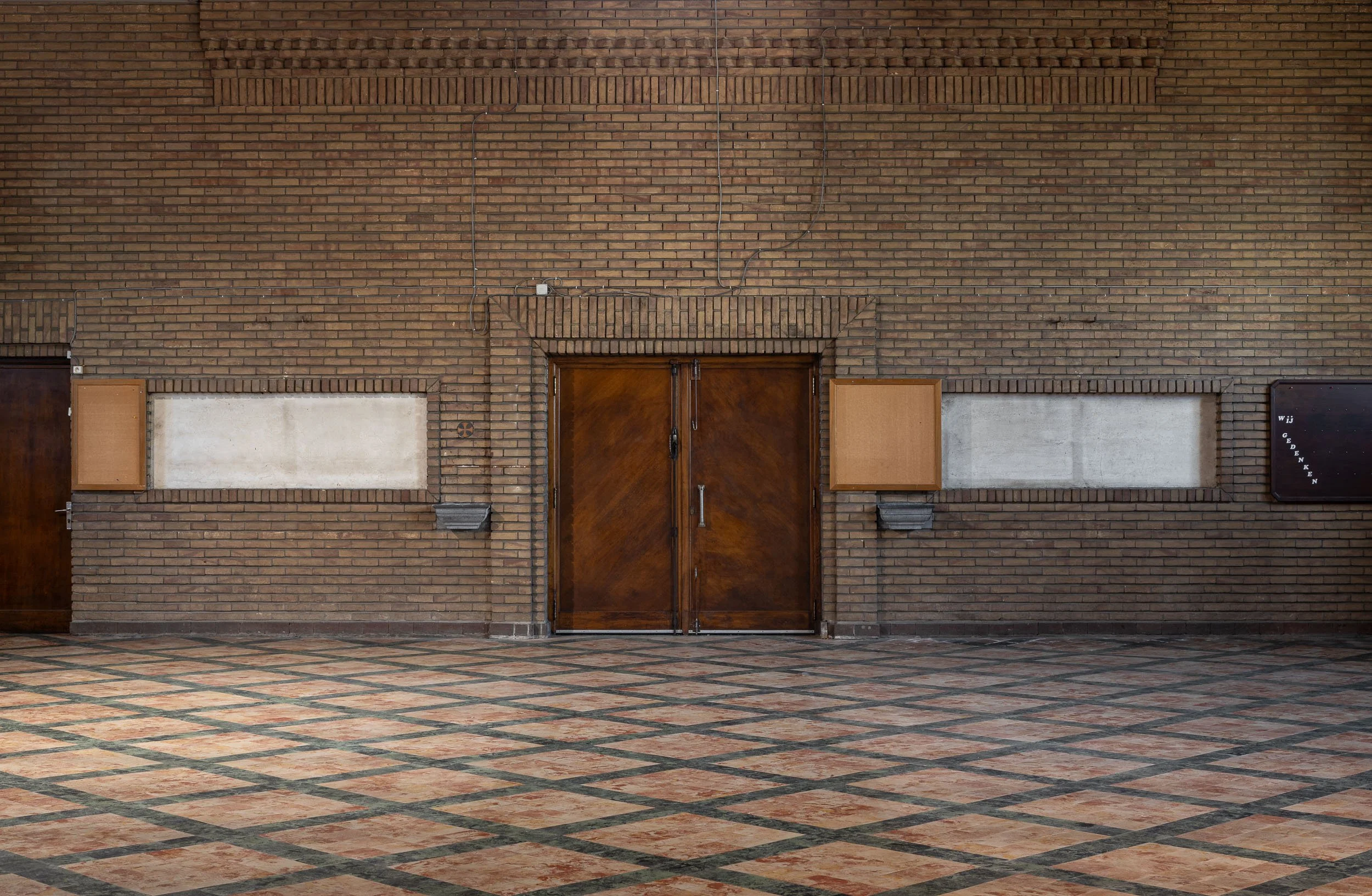 kerk schulen ingang.jpg