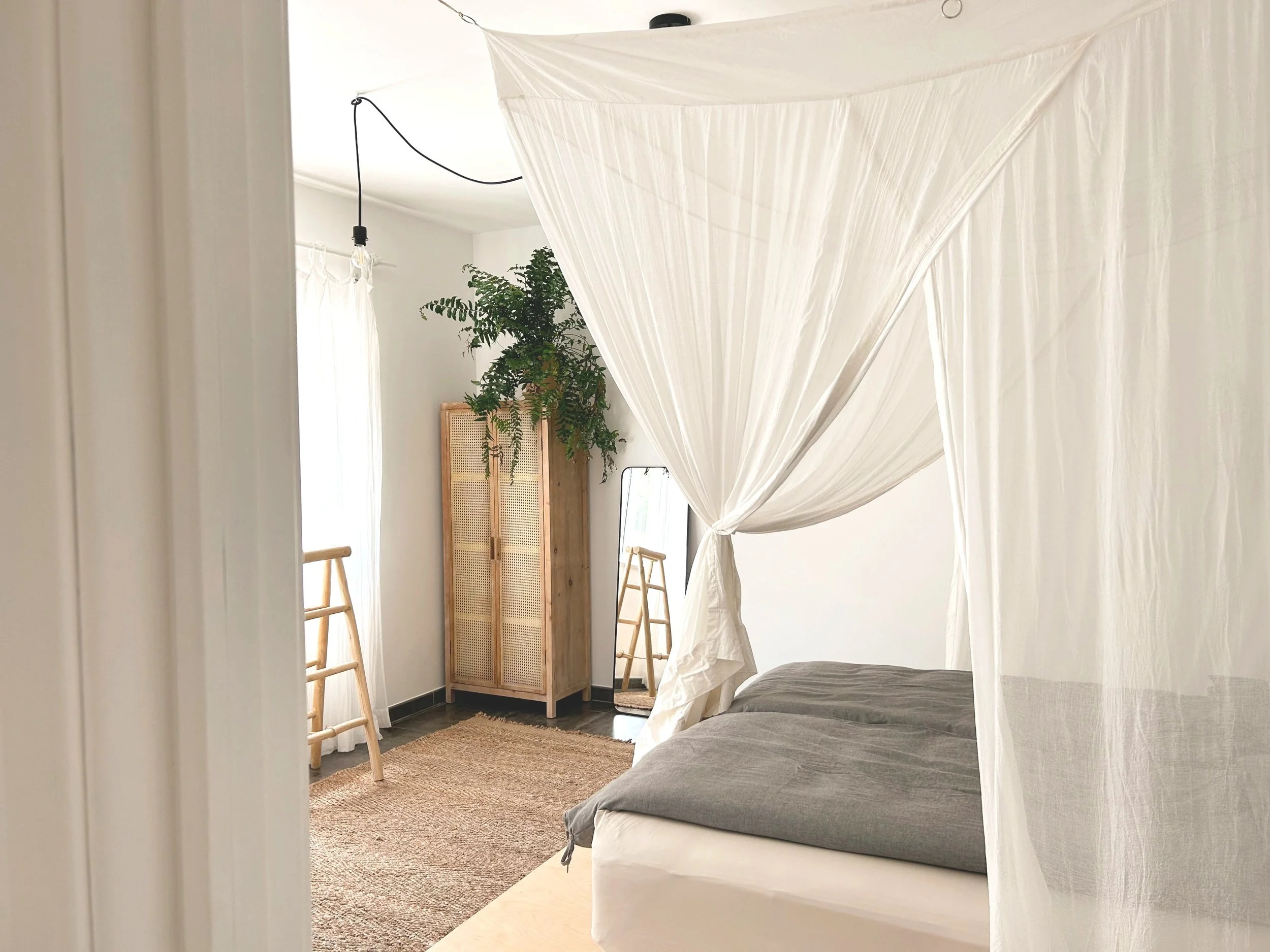 Double Bedroom.jpg