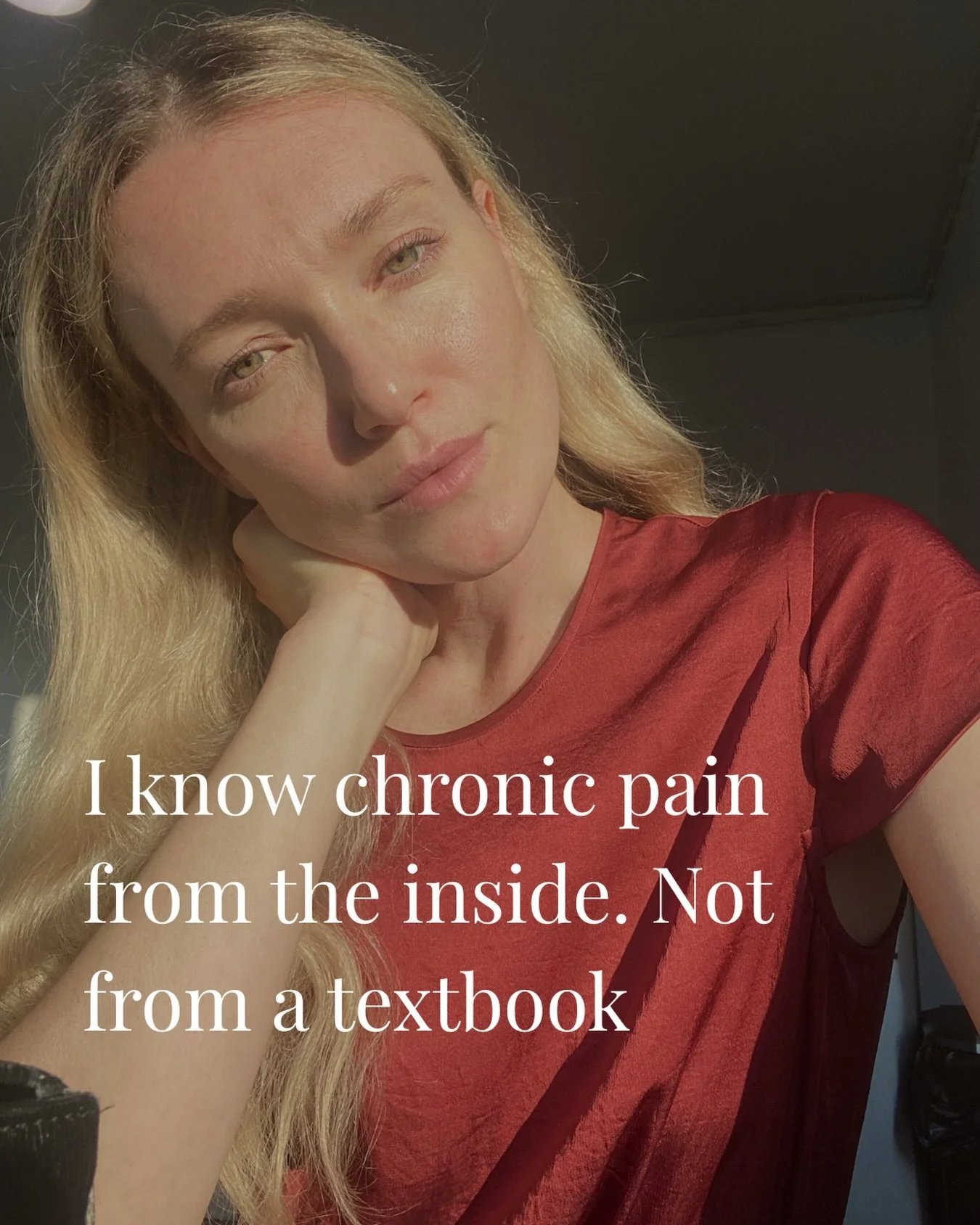 I grew up watching my mom &mdash; who was raising me and my sister alone &mdash; live with chronic pain for 20 years.
The hardest part was that she was emotionally unavailable. Not because she didn&rsquo;t love us. But because she didn&rsquo;t want t