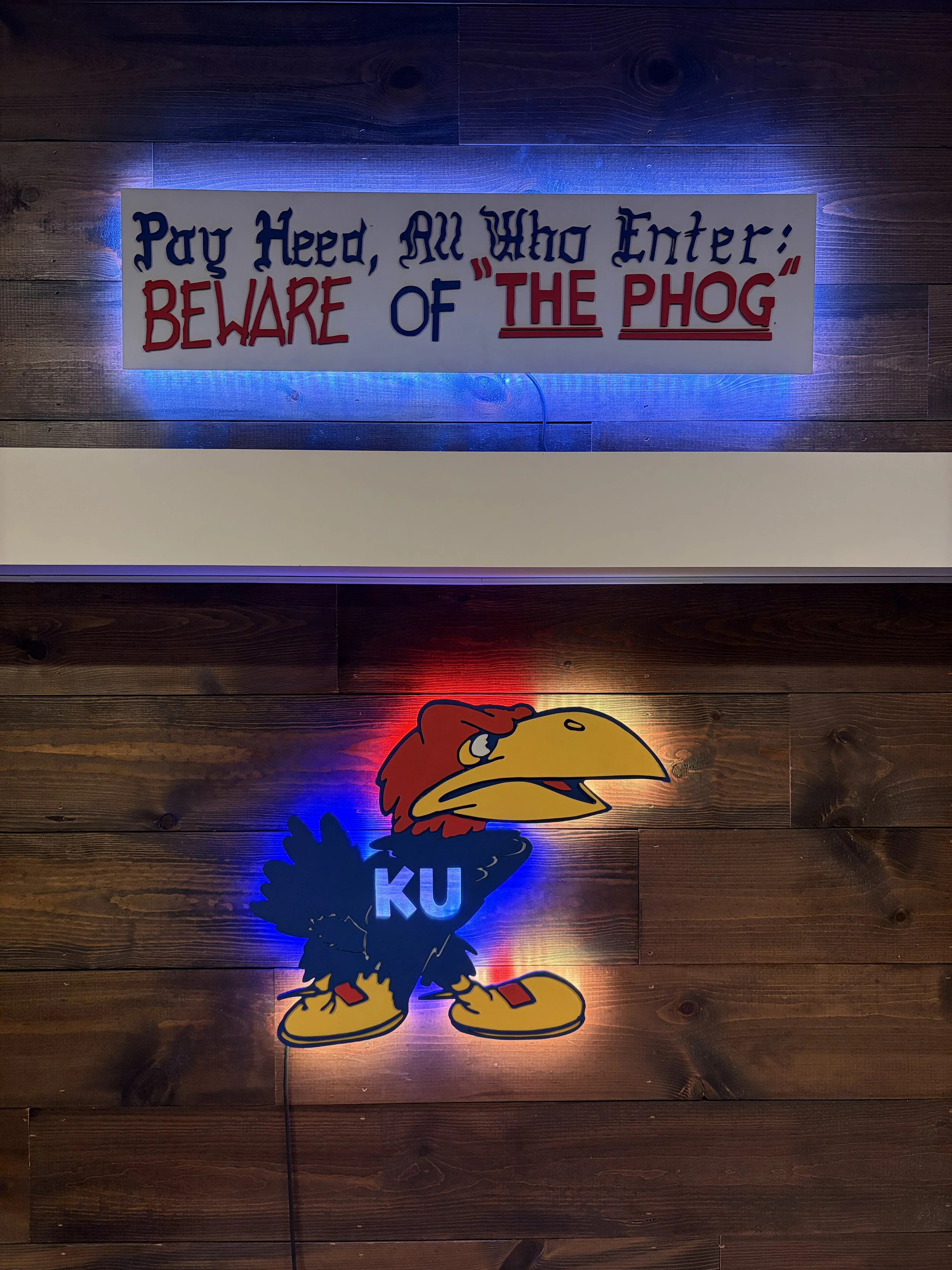 "The quality of these signs are top notch. They are a great piece for yourself or as a gift for any fan in your life. Customer service is great as well. Rock Chalk!"
Eli L.