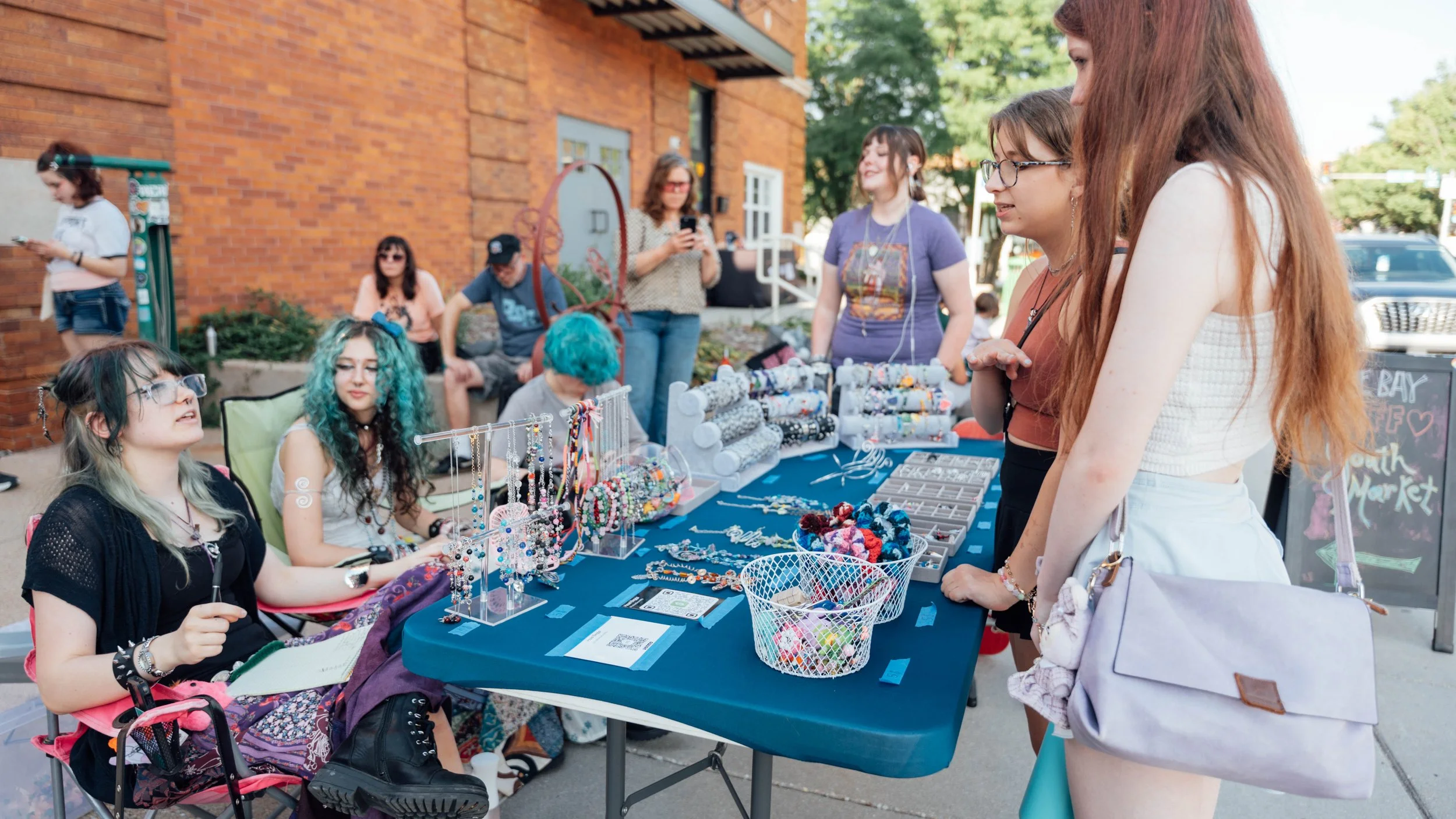 YE_OMA_YouthMarket-01303.jpg