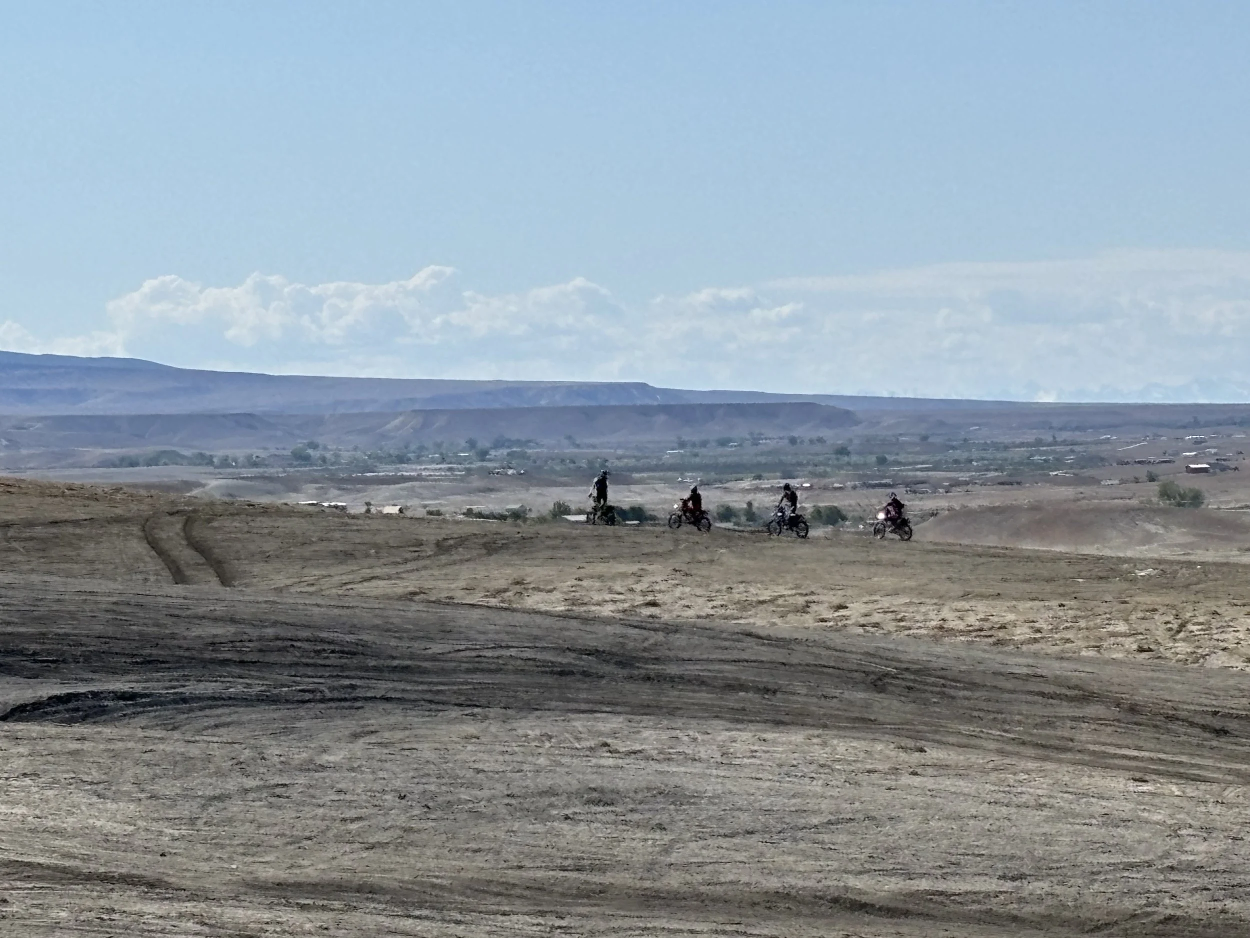 MX 4 cycles IMG_2377.jpg