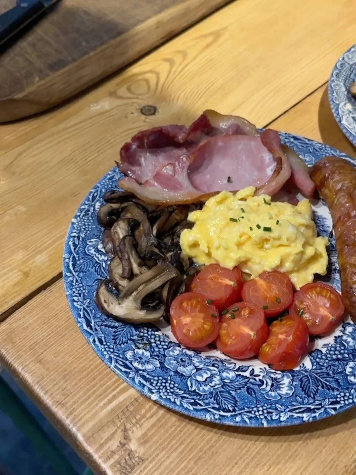 There&rsquo;s something deeply satisfying about feeding people well. 🍞
The last couple of weeks I&rsquo;ve been deep in sourdough territory &mdash; flour-dusted worktops, bubbling starters, and more experiments than I care to admit. We&rsquo;re luck