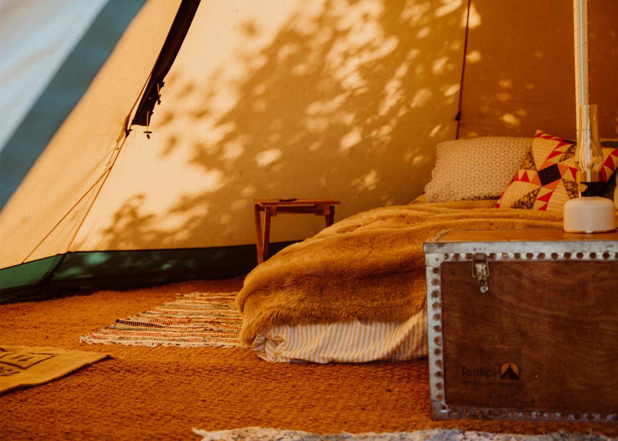 group friendly glamping