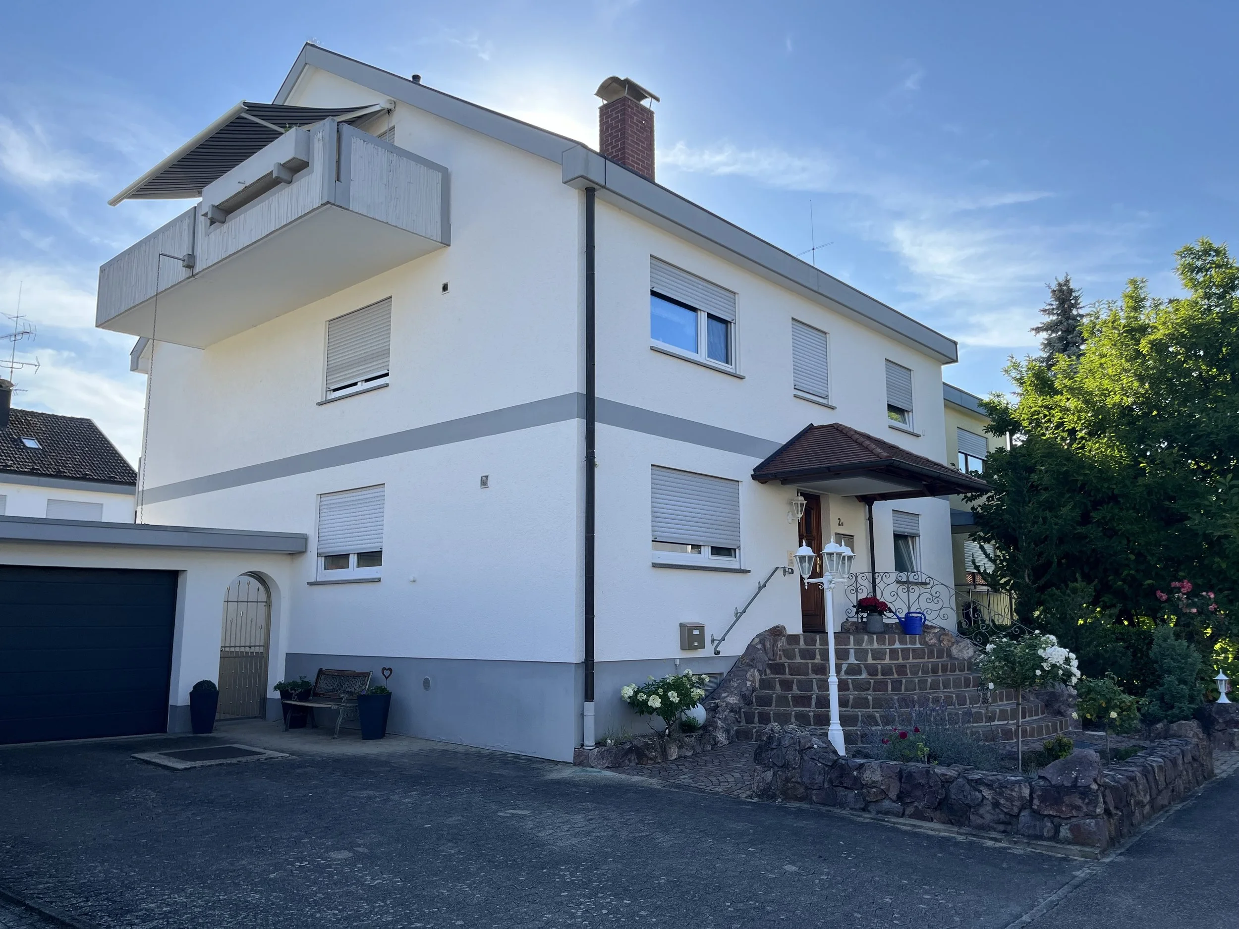 Mehrfamilienhaus  Bötzingen aK_iSFP_EM Dach.jpg