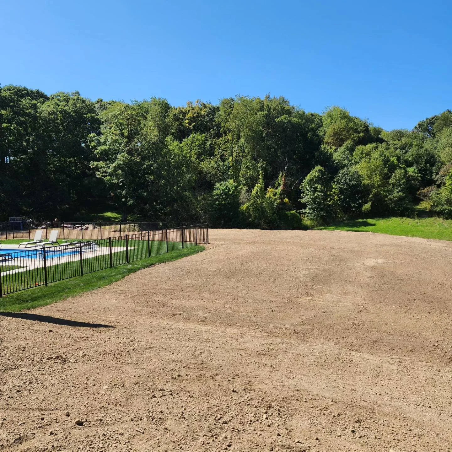 Graded near pool different angle