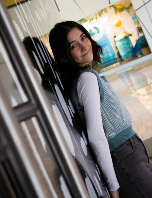 Teen girl Senior High School picture at Chesapeake High School in Pasadena MD