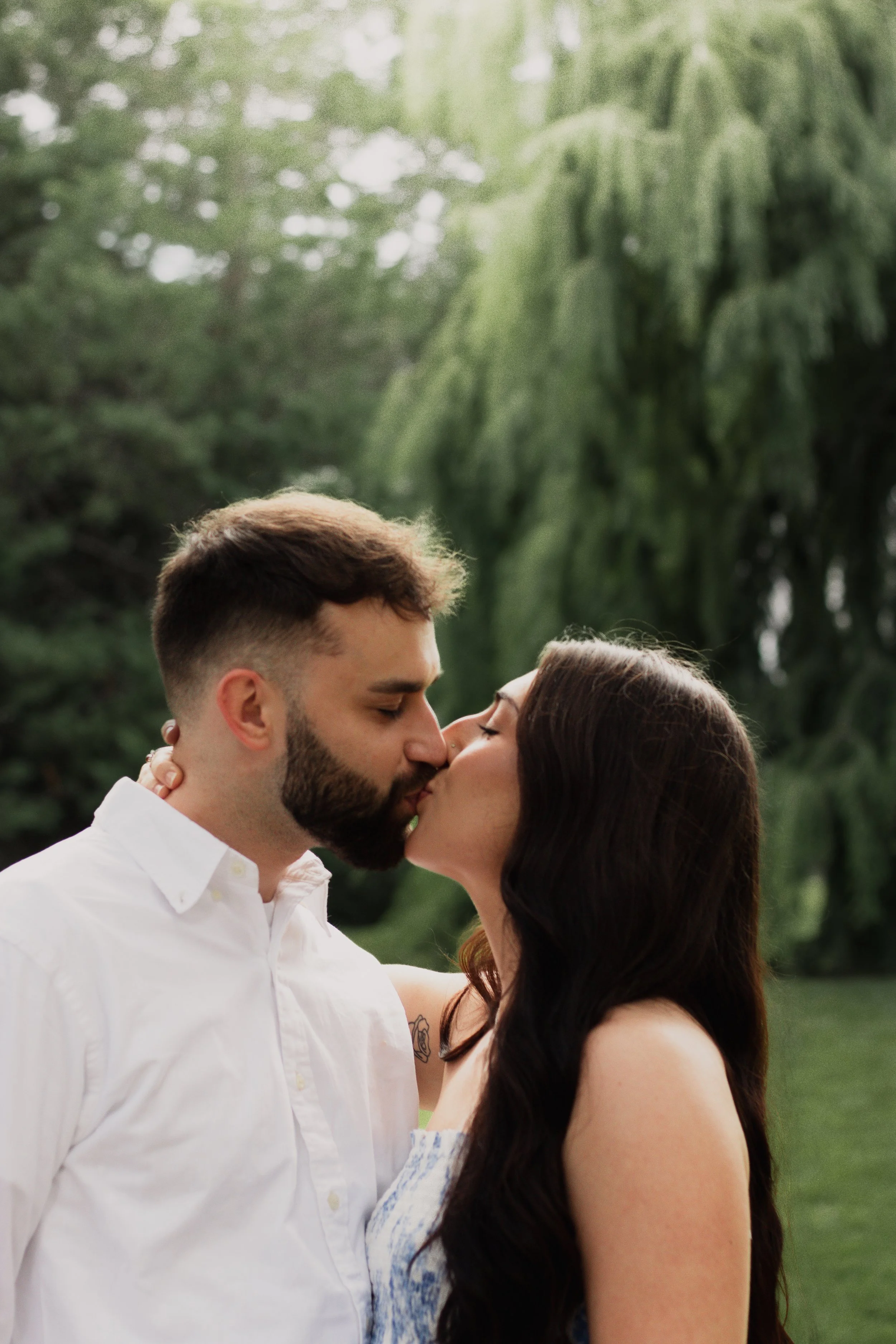 Alabama photographer captures engagement session outdoors in garden setting