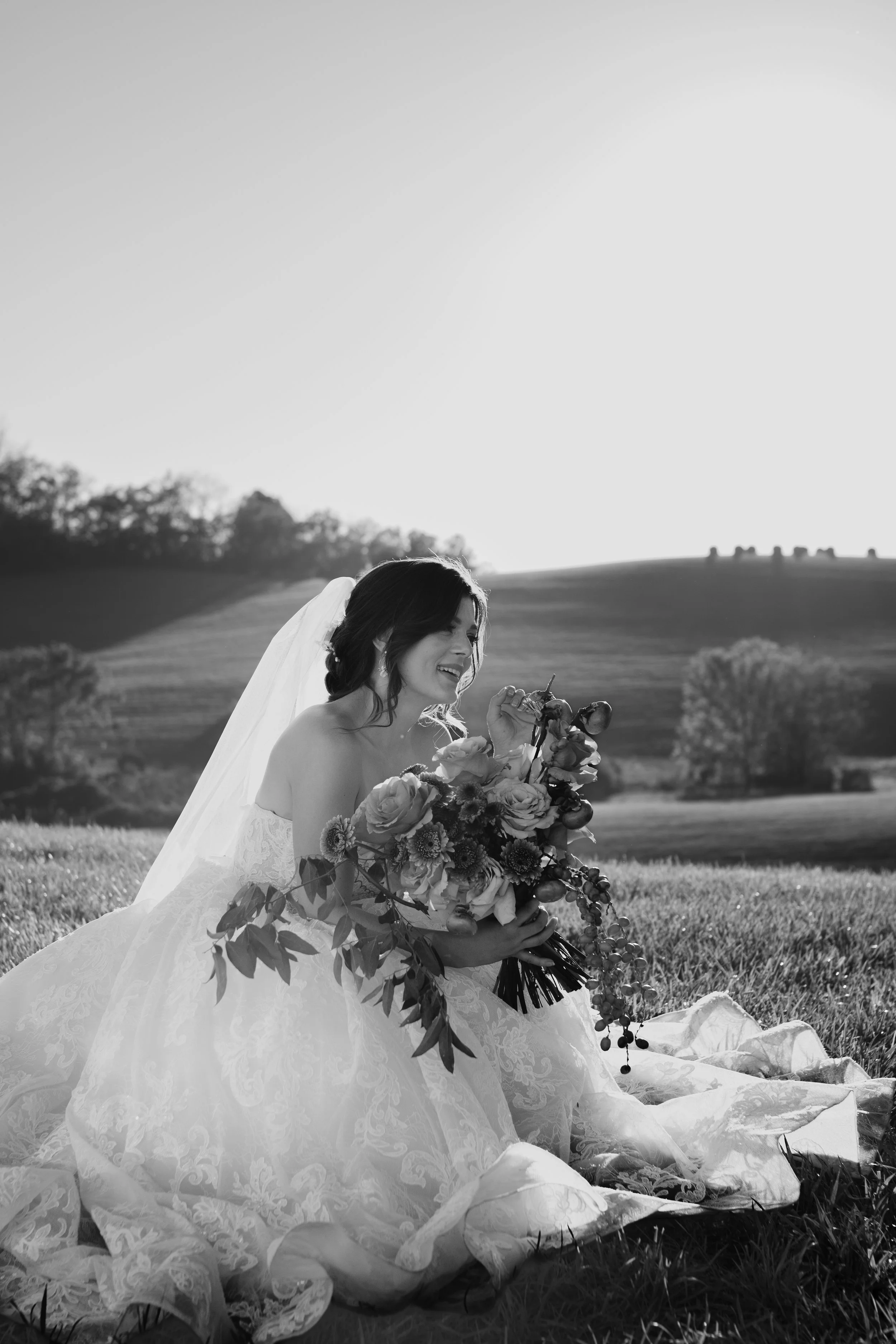 Alabama wedding photographer capturing classic bride at outdoor venue