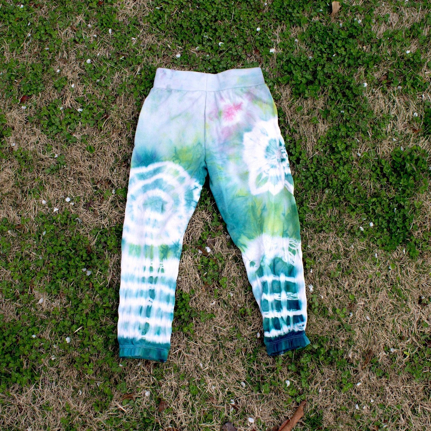 https://i.etsystatic.com/9622457/r/il/70638d/5877104959/il_fullxfull.5877104959_sv8z.jpg