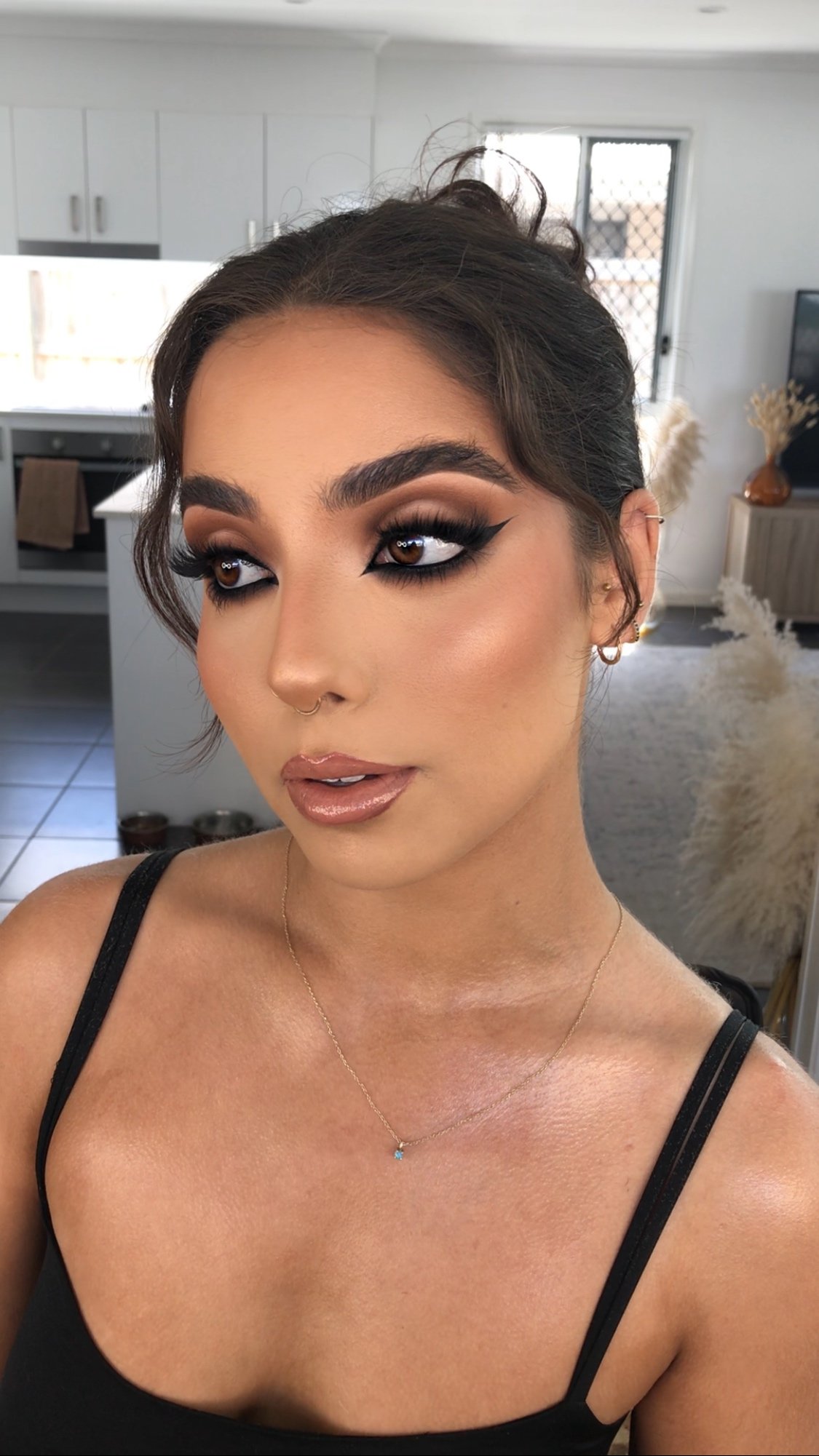 Facetune_14-12-2022-11-50-17.jpeg