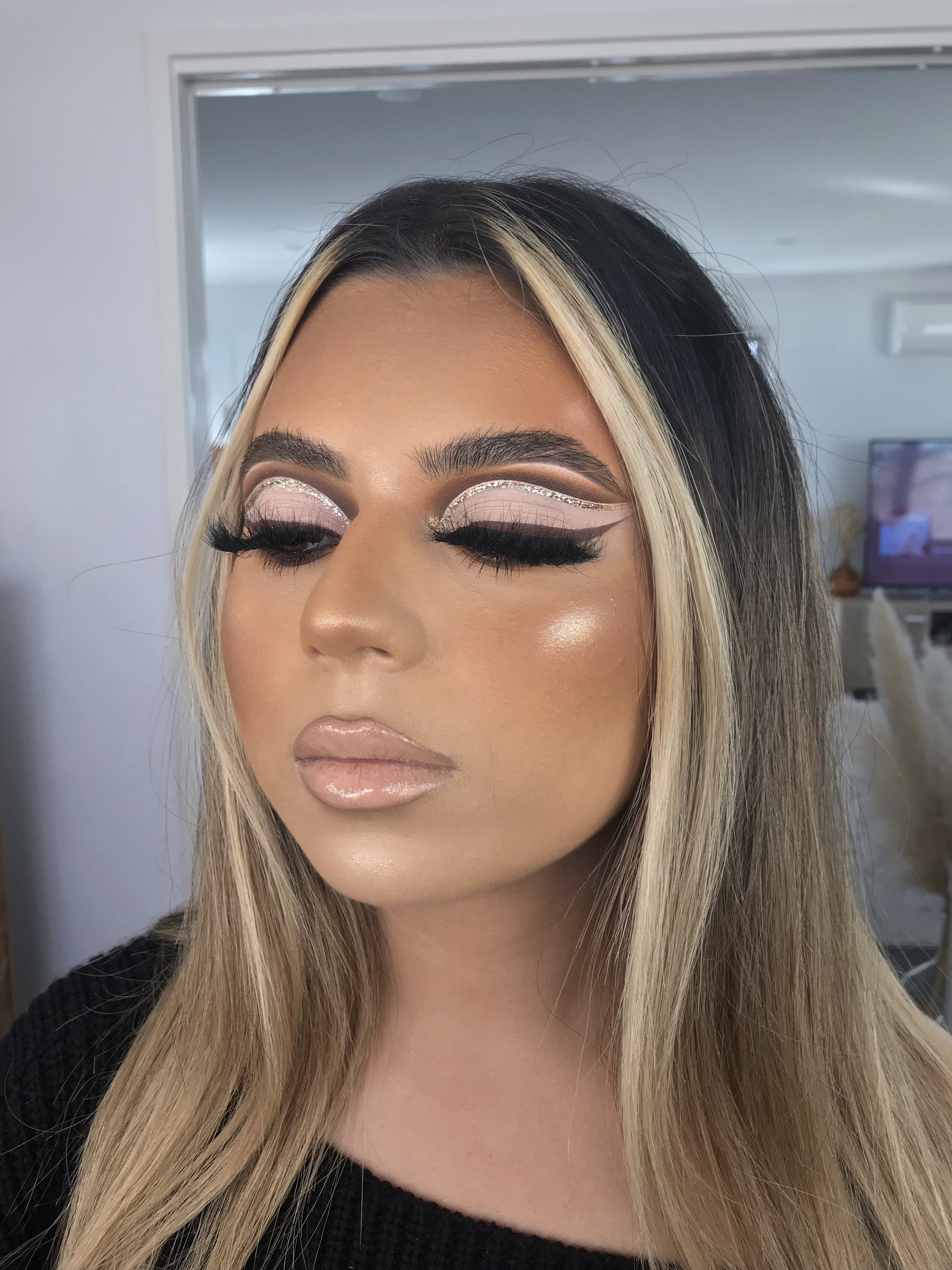 Facetune_28-05-2021-15-49-12.jpeg