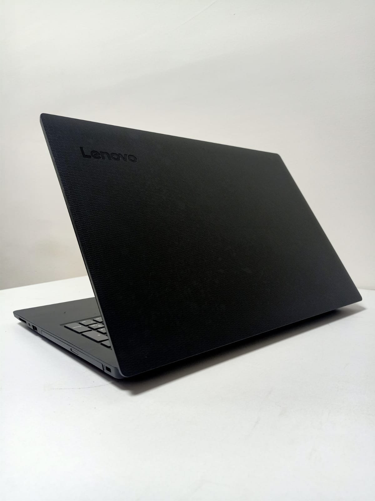 lenovo4.jpeg